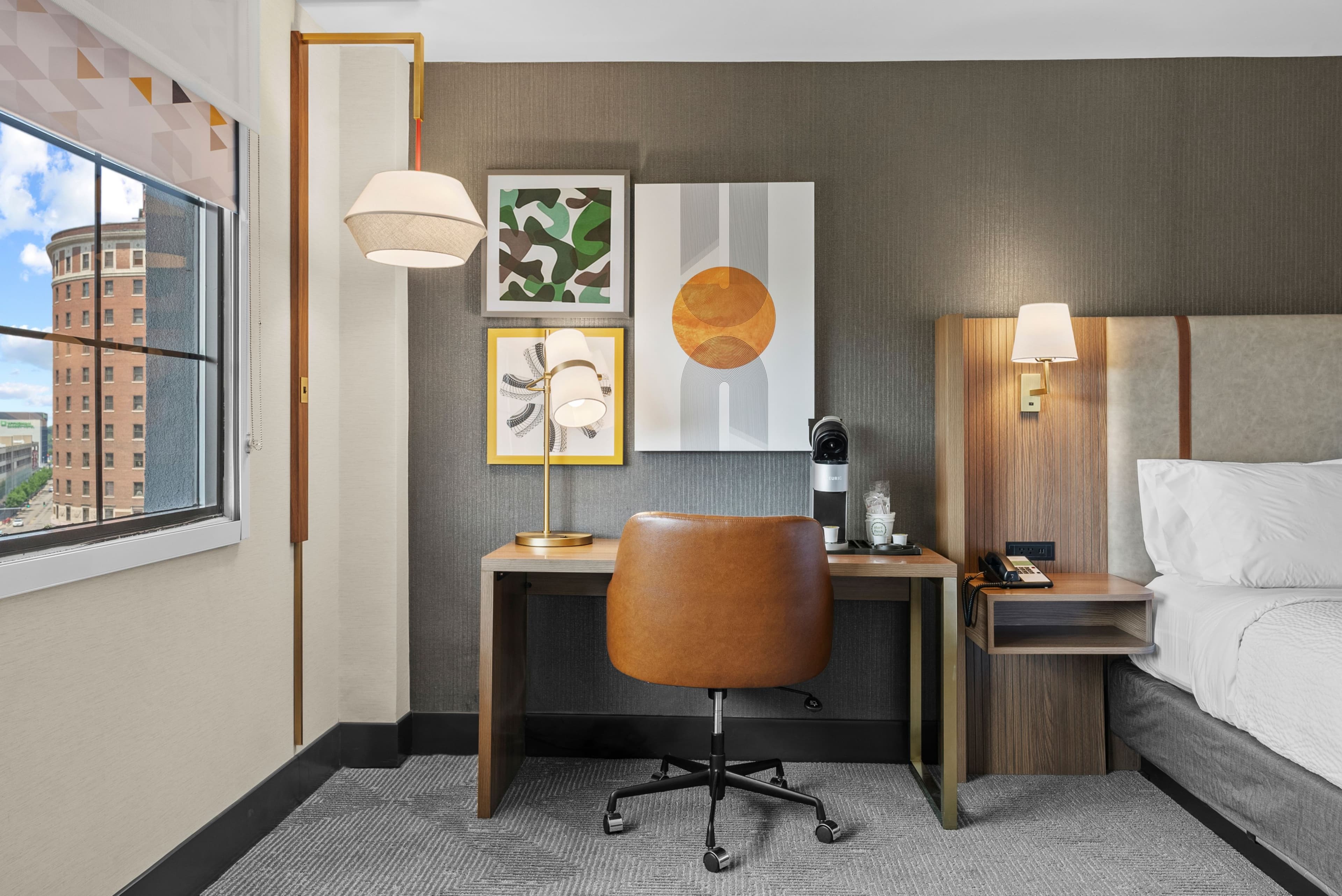 Holiday Inn Niagara Falls State Park Entry — 25