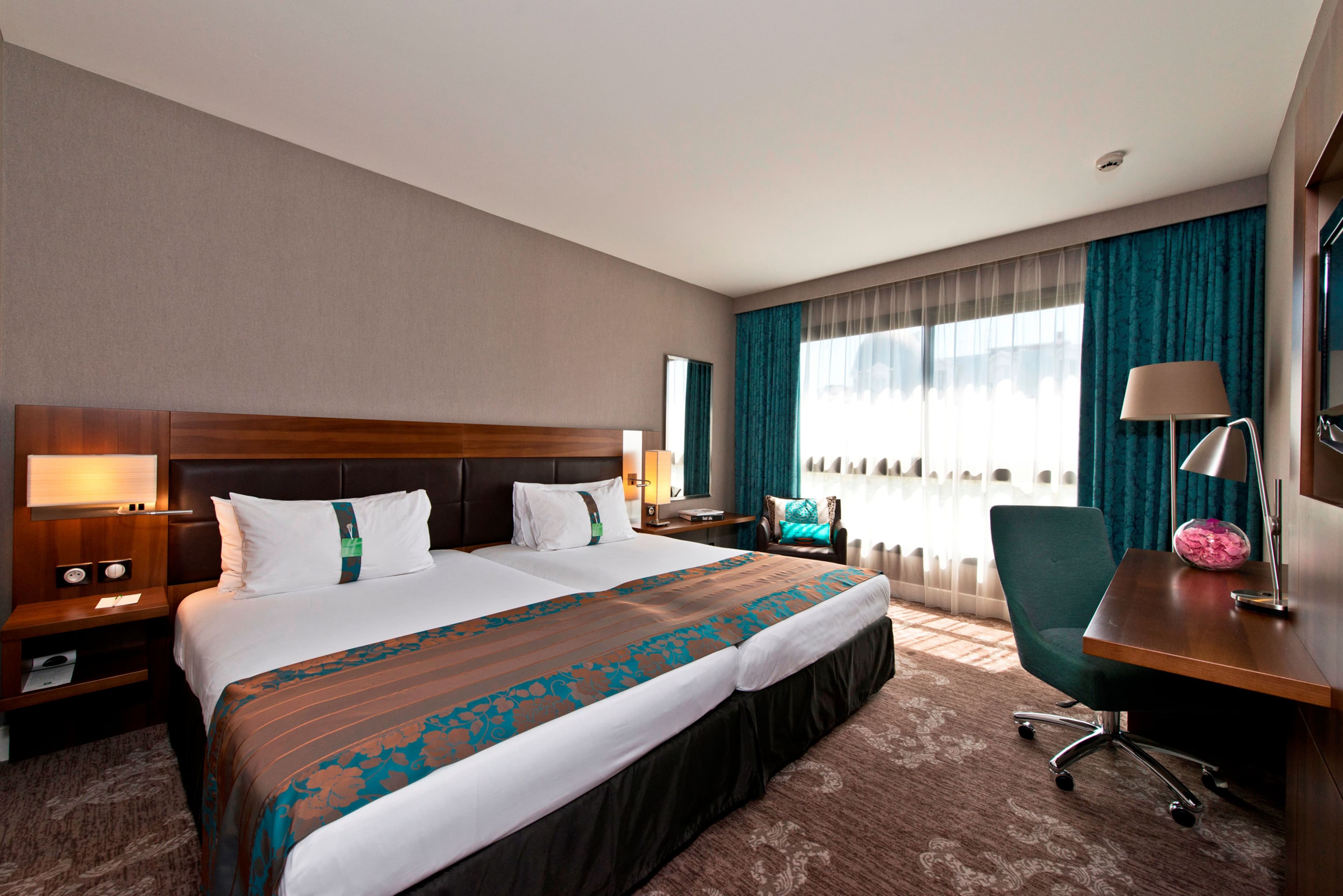 Holiday Inn Nice — 9