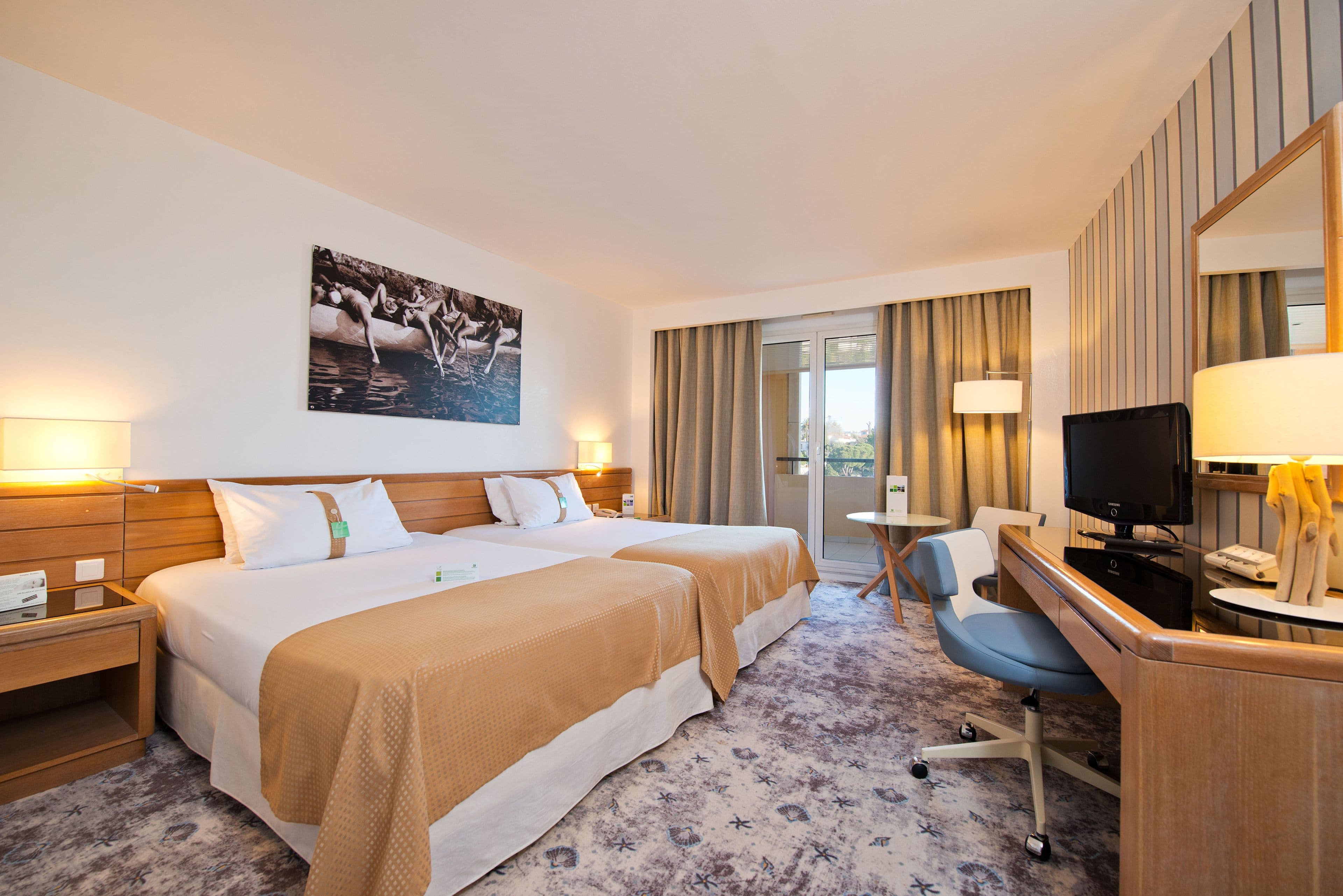 Holiday Inn Nice - Saint Laurent du Var — 59