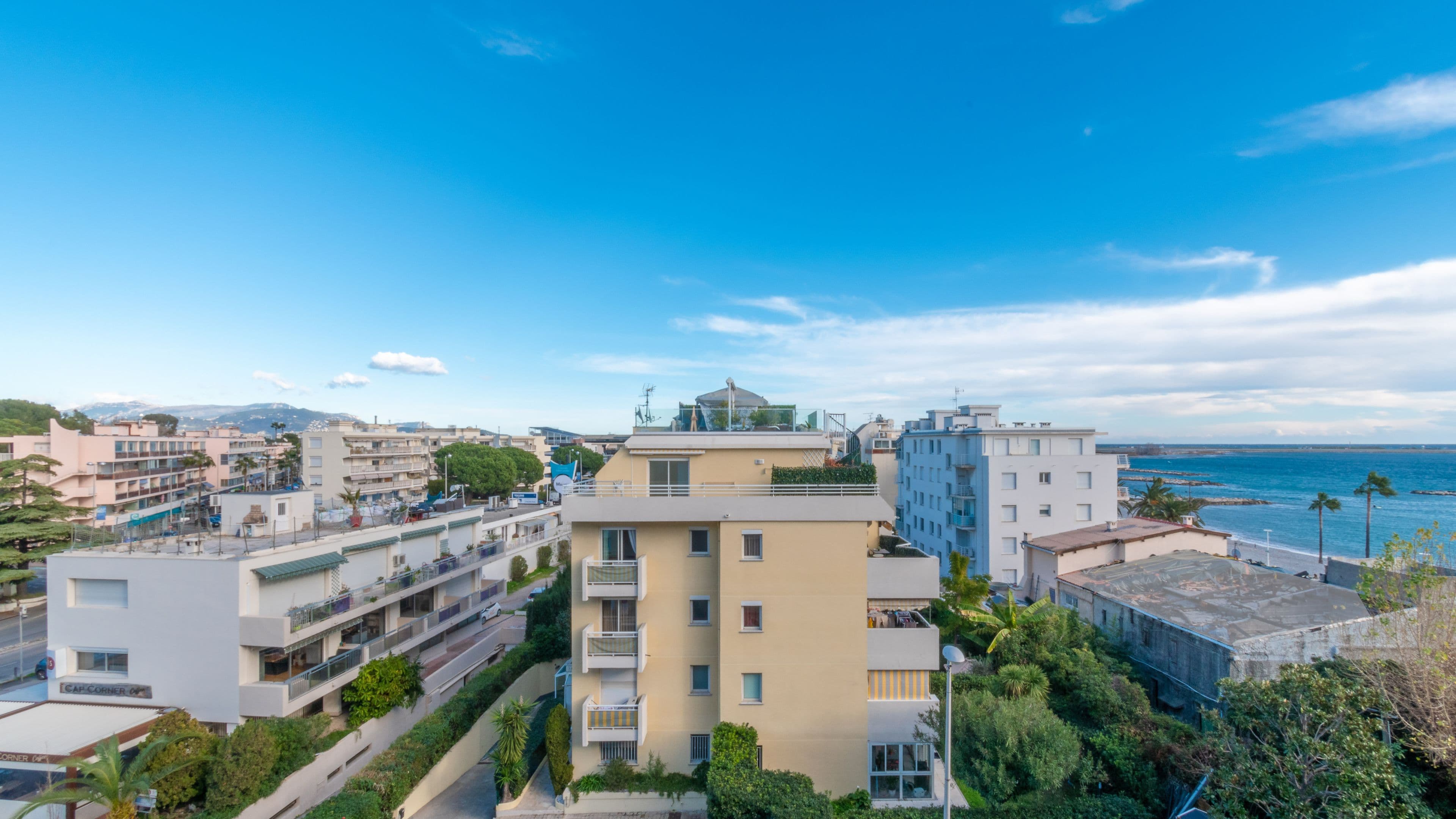 Holiday Inn Nice - Saint Laurent du Var — 9