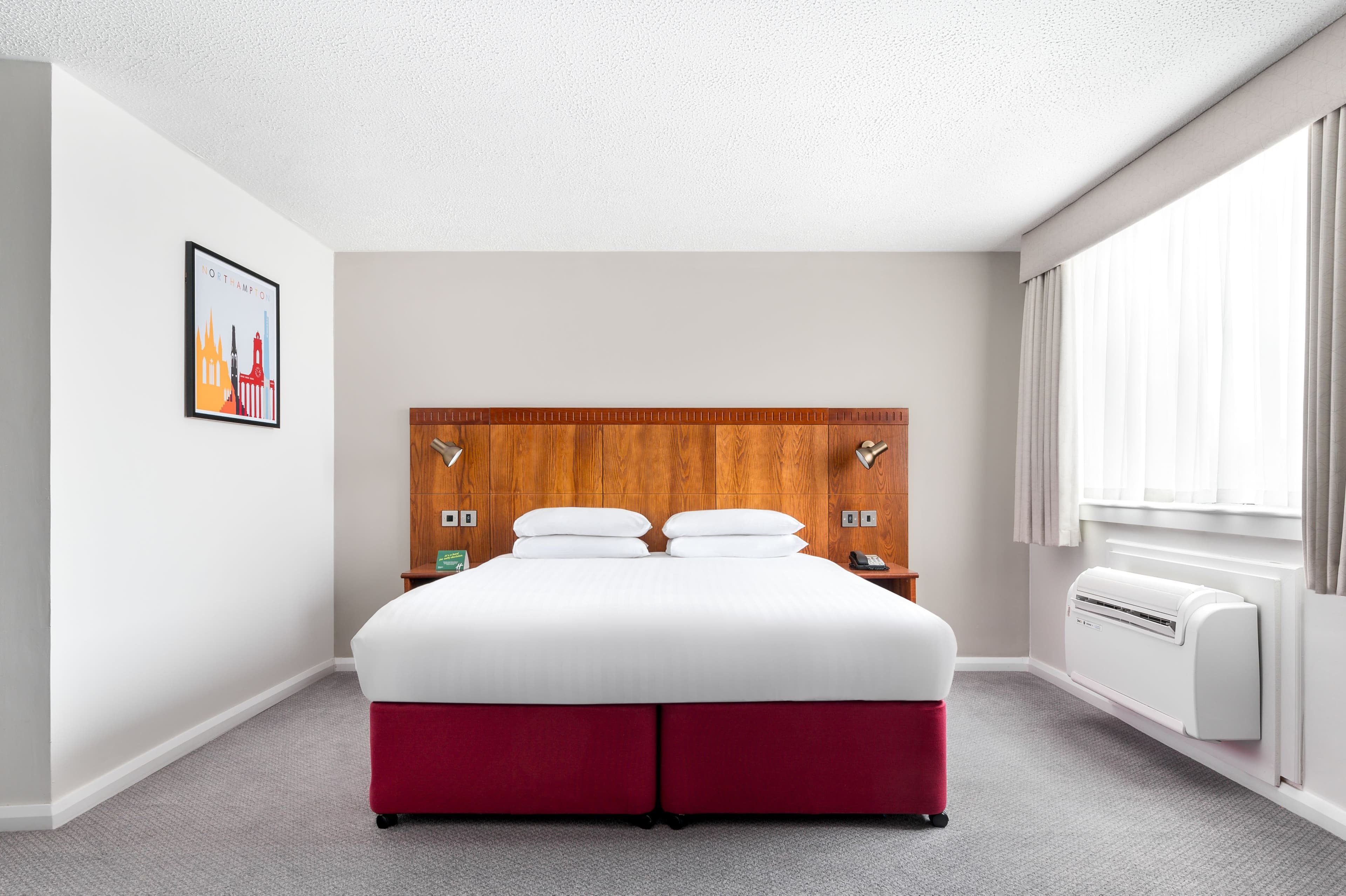 Holiday Inn Northampton - Image 3