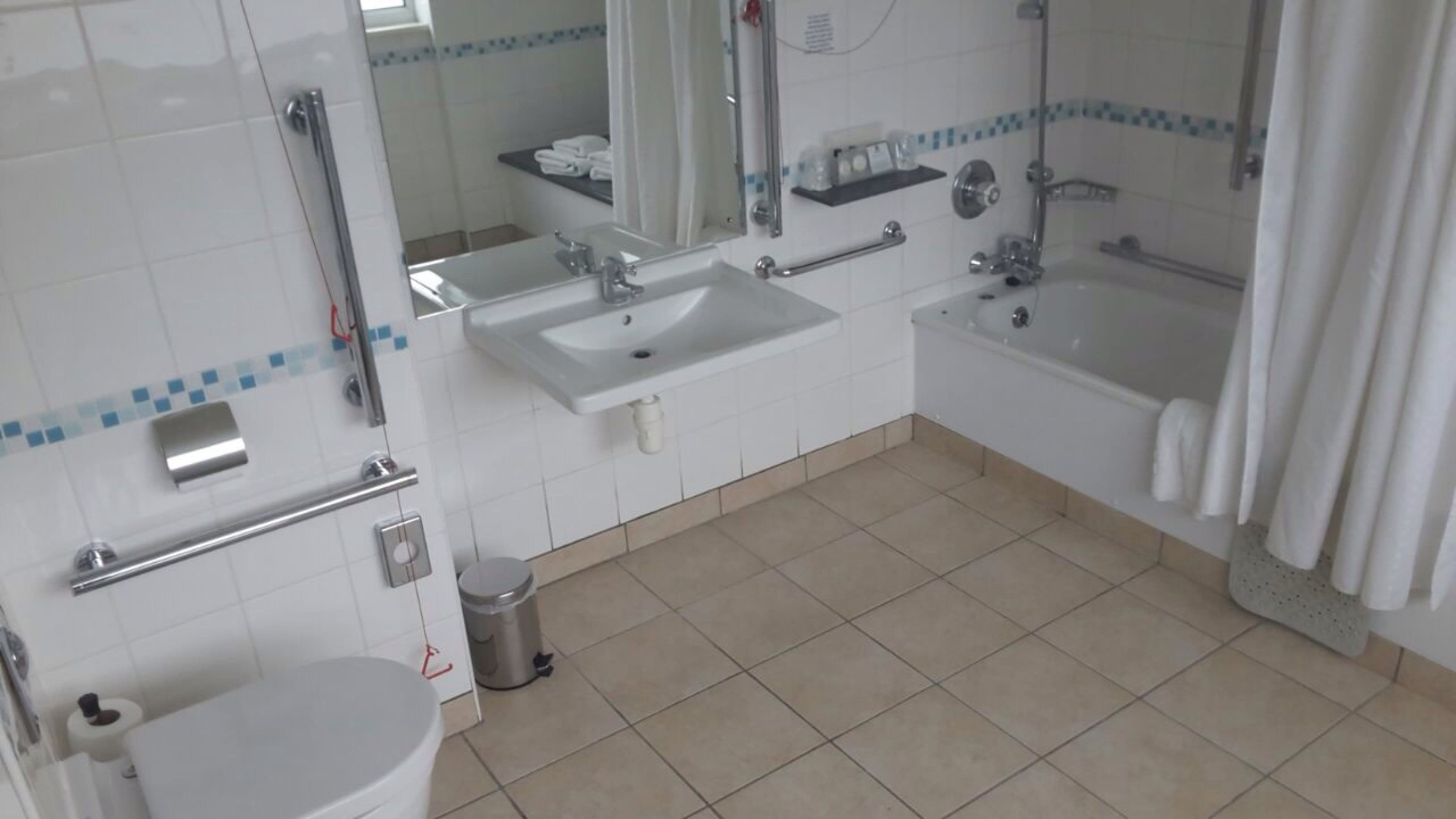Holiday Inn Derby - Nottingham M1, Jct.25 — 28