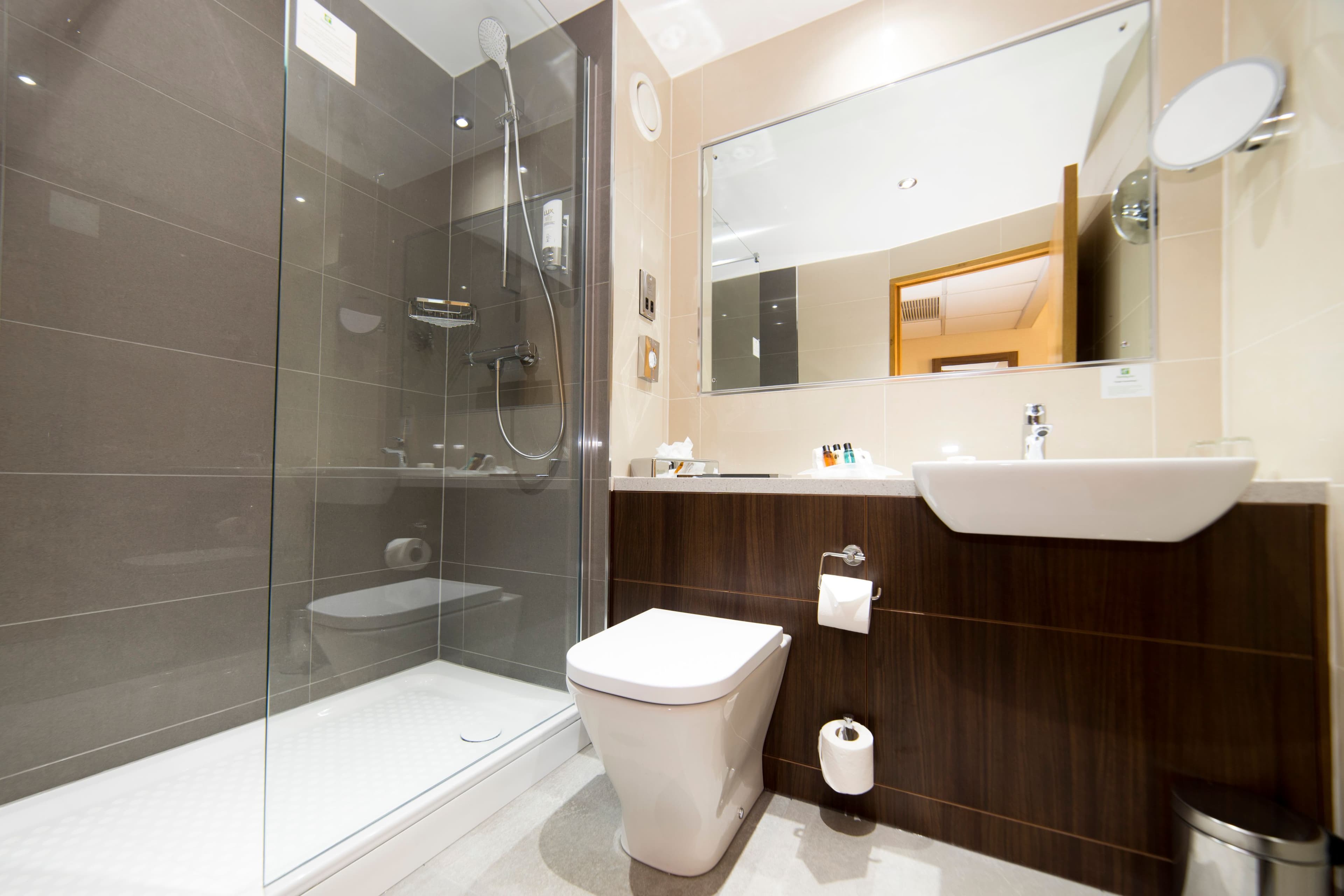 Holiday Inn Nottingham - Image 4
