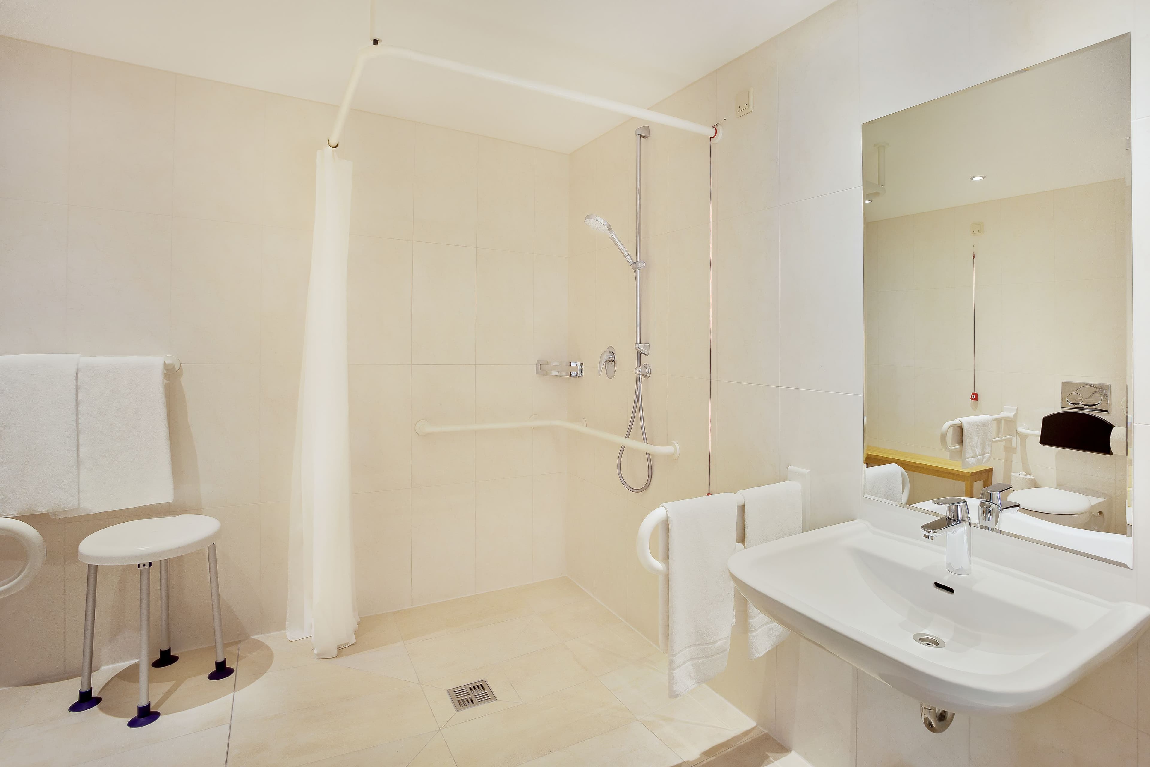 Holiday Inn Nürnberg City Centre — 23
