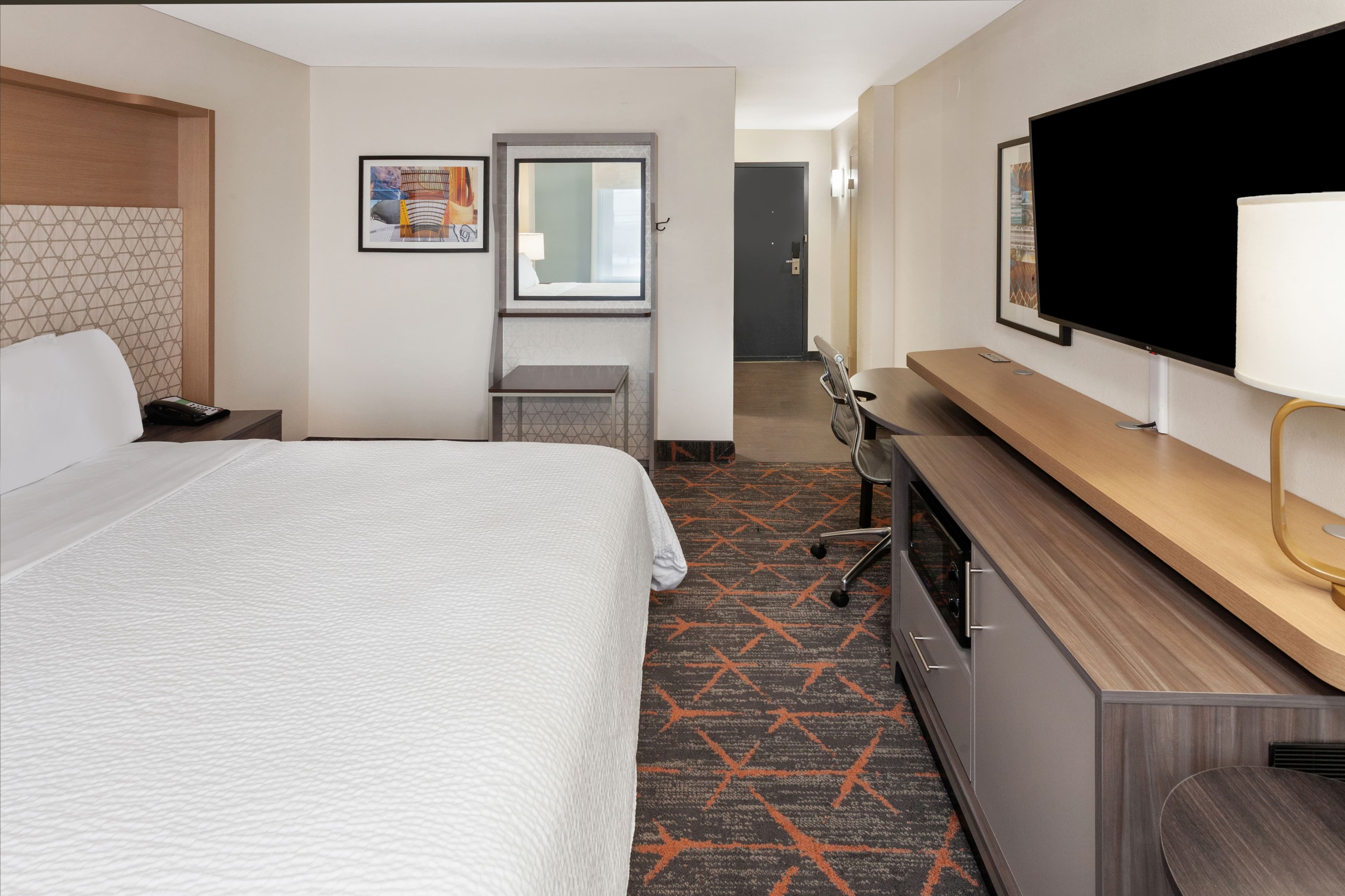 Holiday Inn Chicago Oakbrook — 16