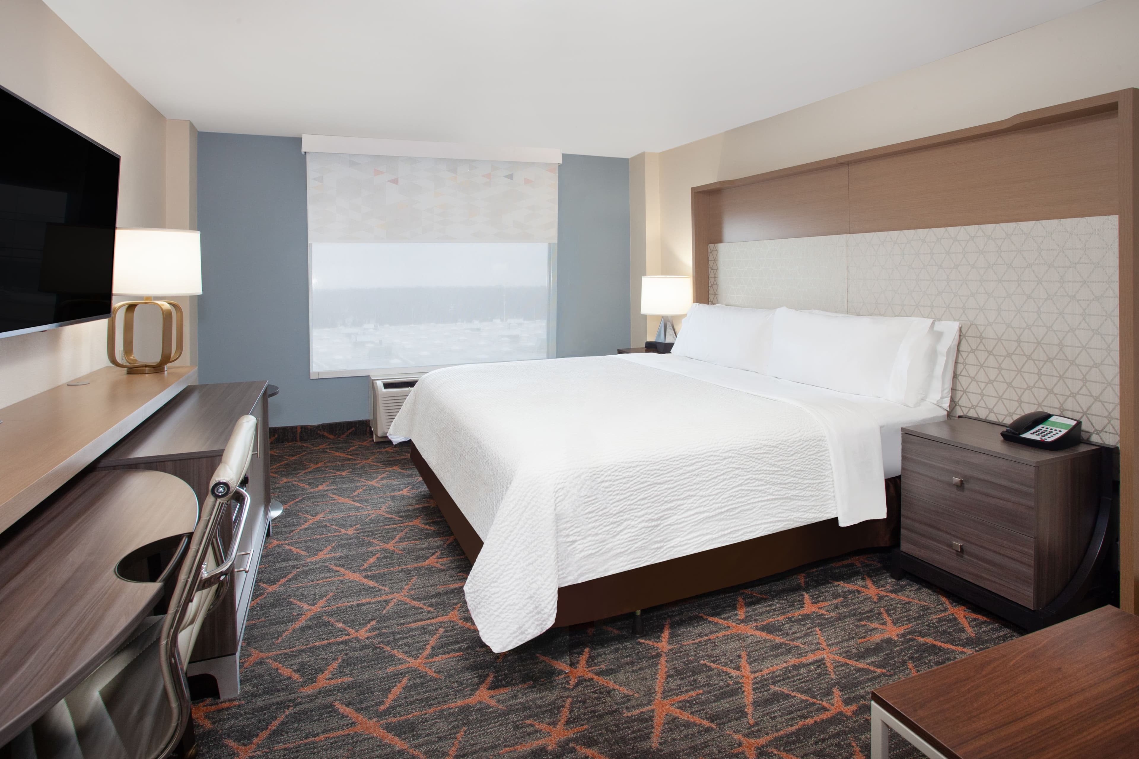 Holiday Inn Chicago Oakbrook — 14