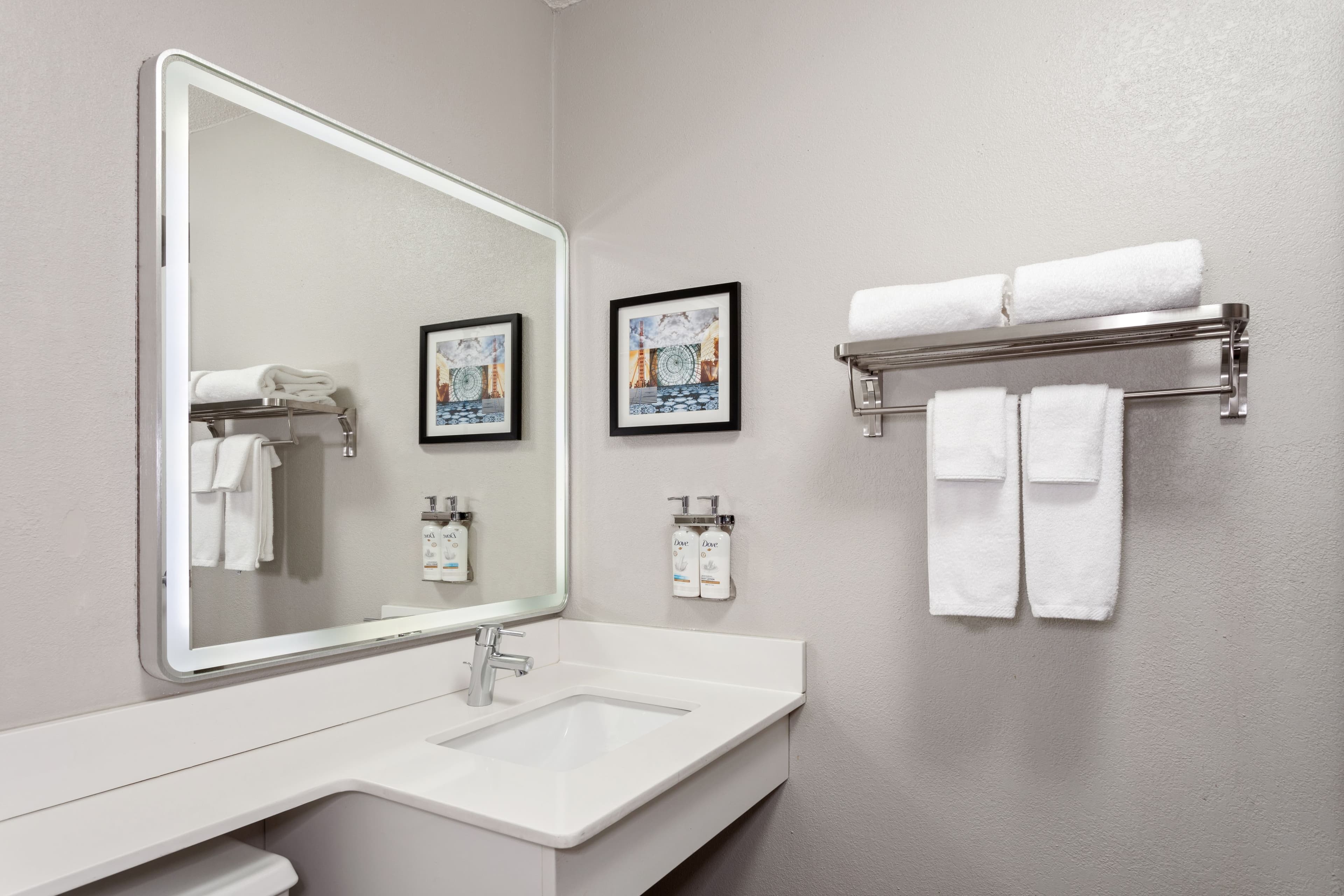 Standard Room - Image 6