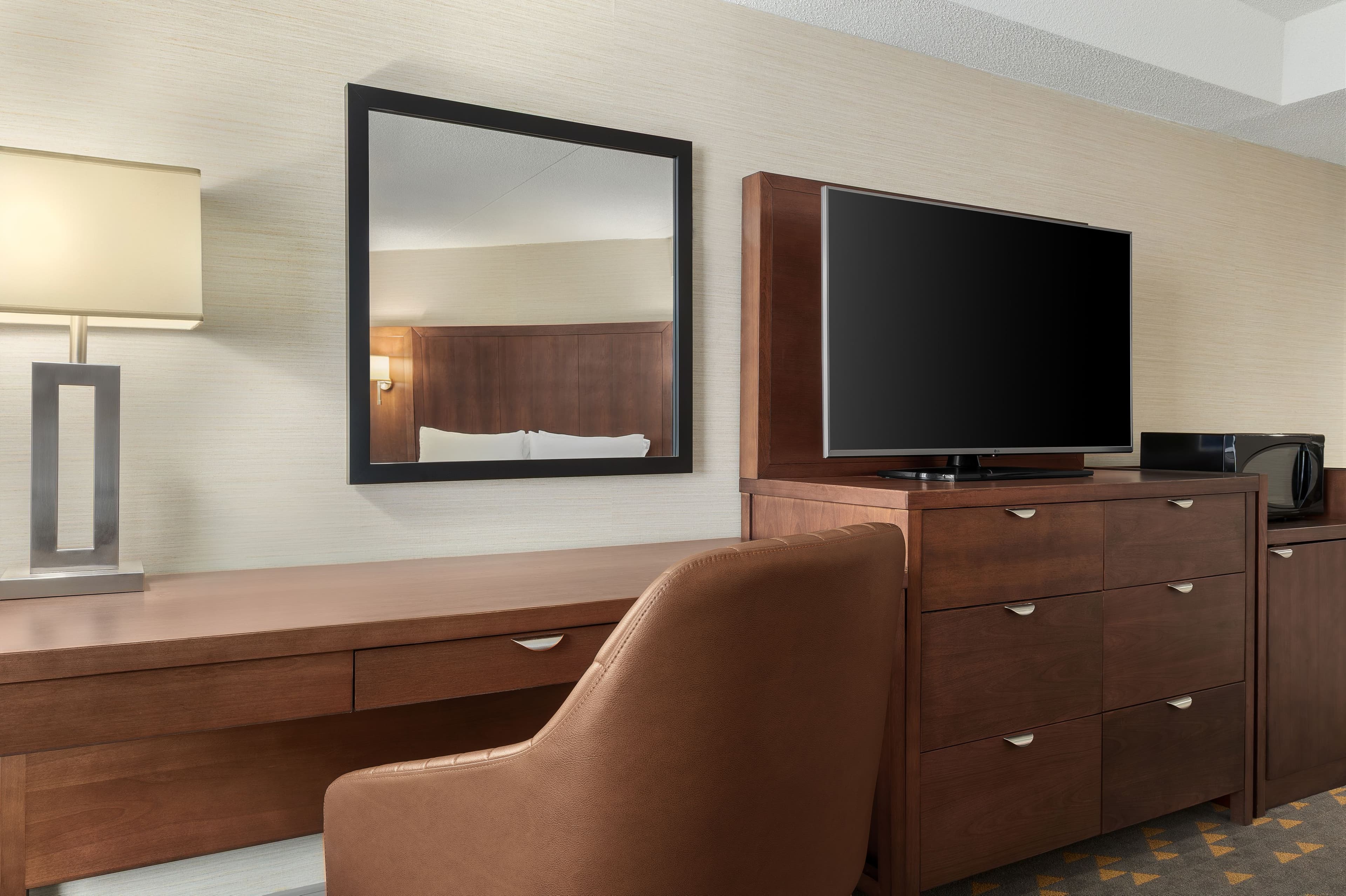 Holiday Inn Oakville (Centre) - Image 5