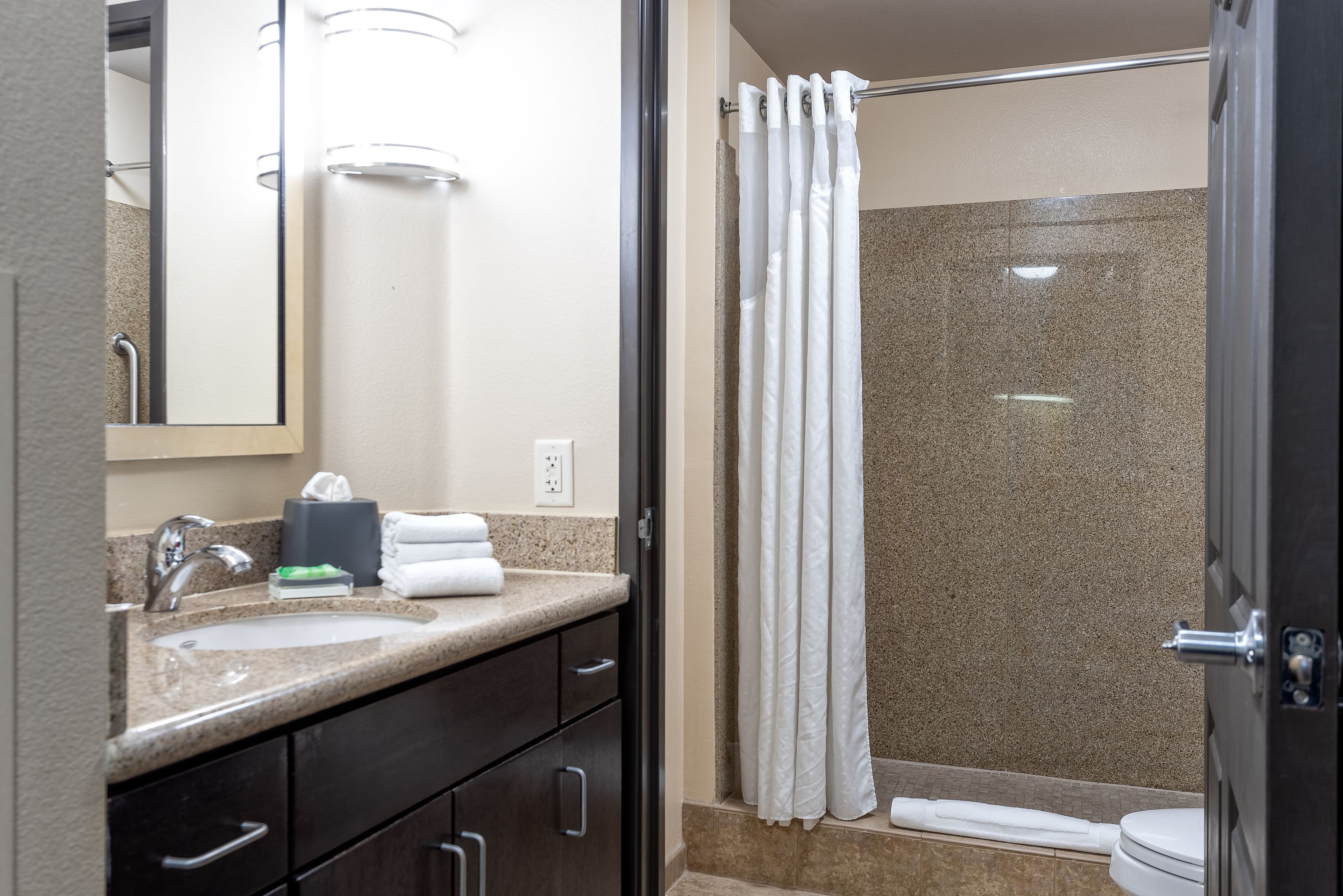 Holiday Inn Oceanside Camp Pendleton Area — 6