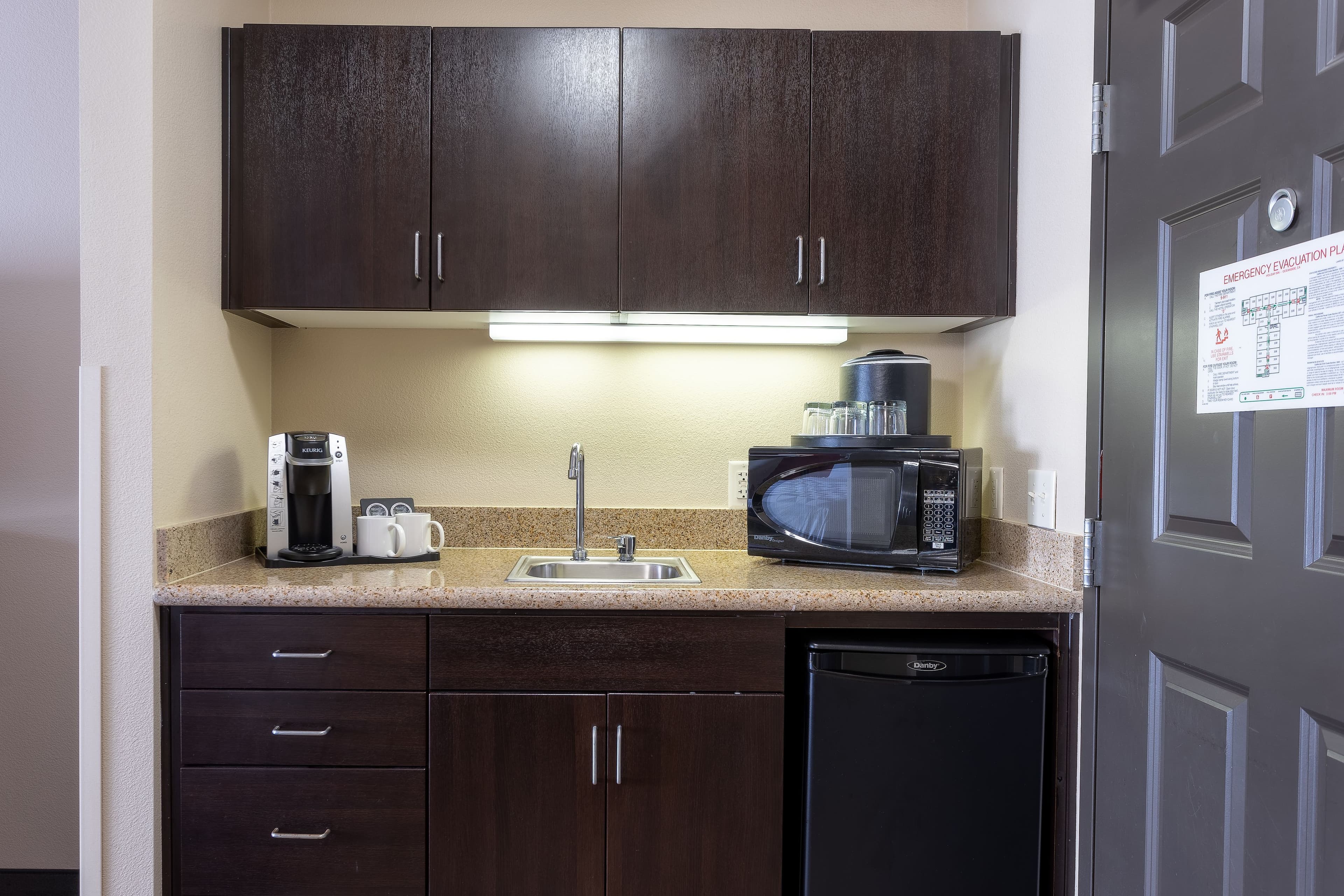 Holiday Inn Oceanside Camp Pendleton Area — 11