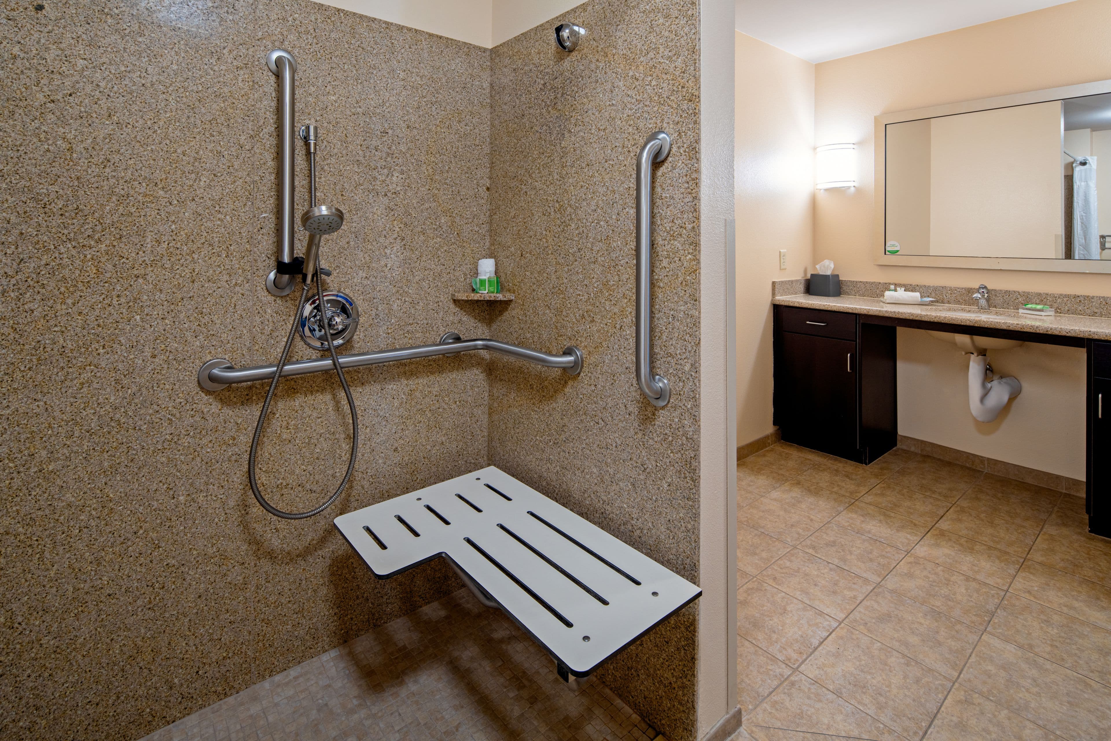 Holiday Inn Oceanside Camp Pendleton Area — 25
