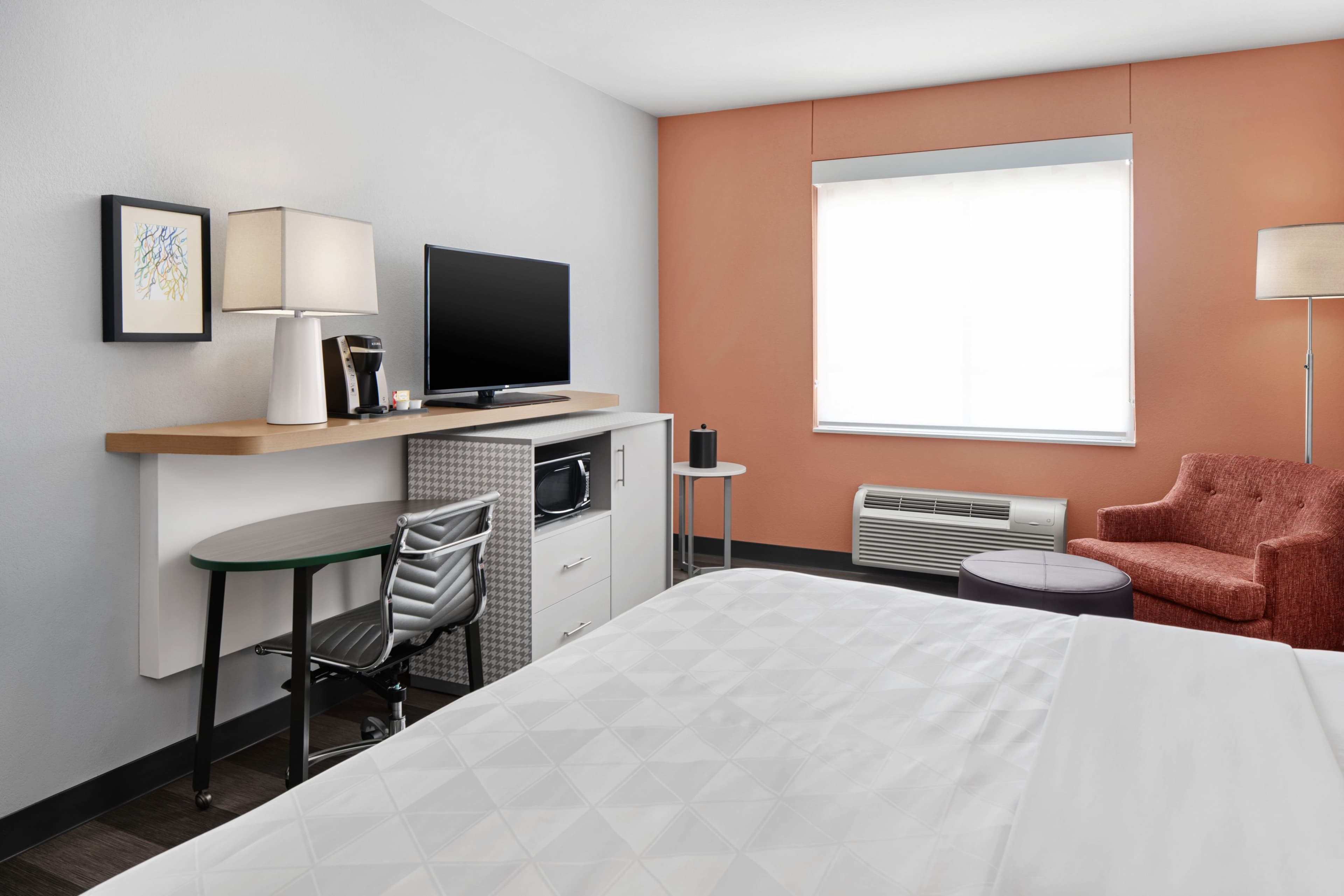 Holiday Inn Odessa - Image 5