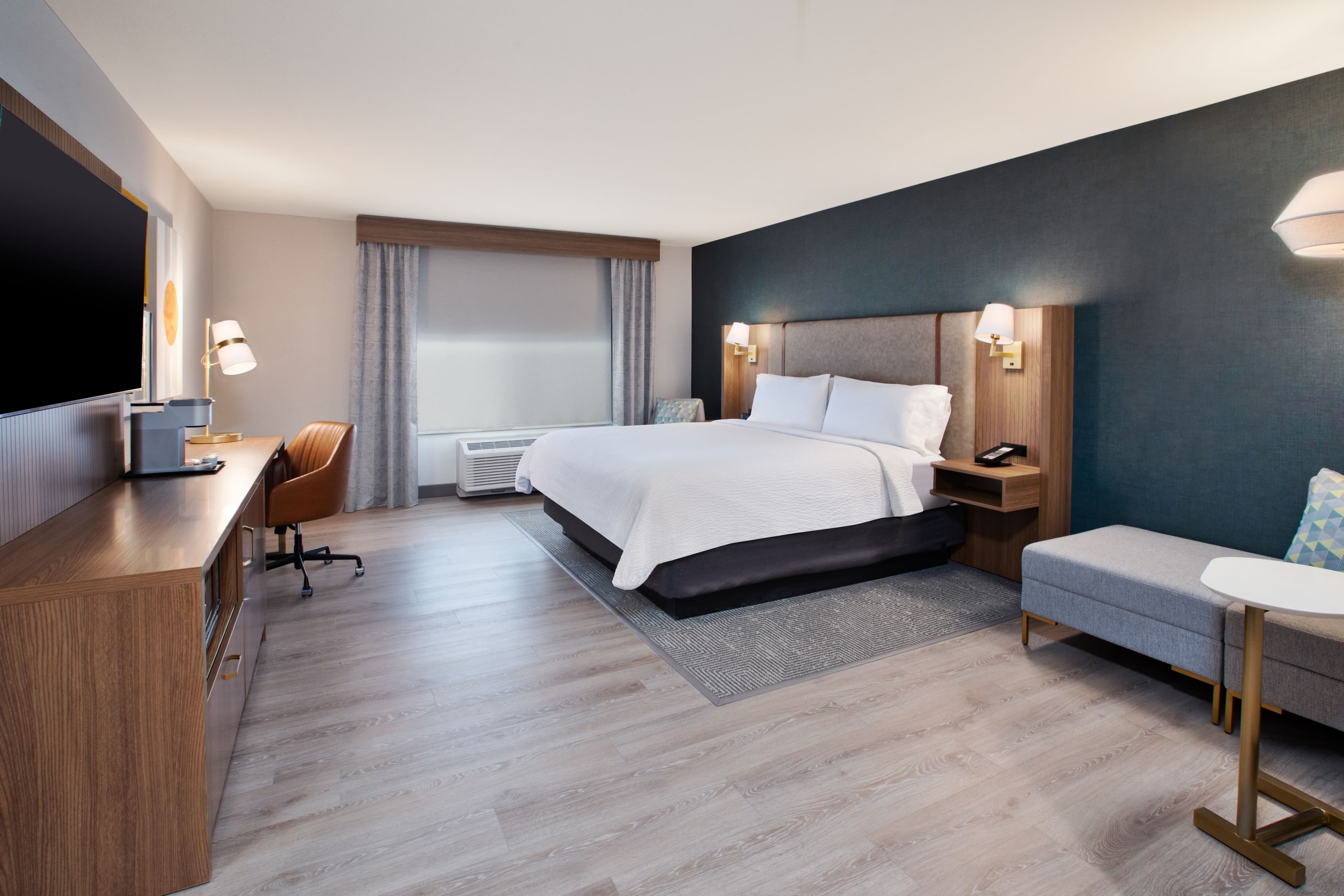 Holiday Inn Ontario Airport - Image 4