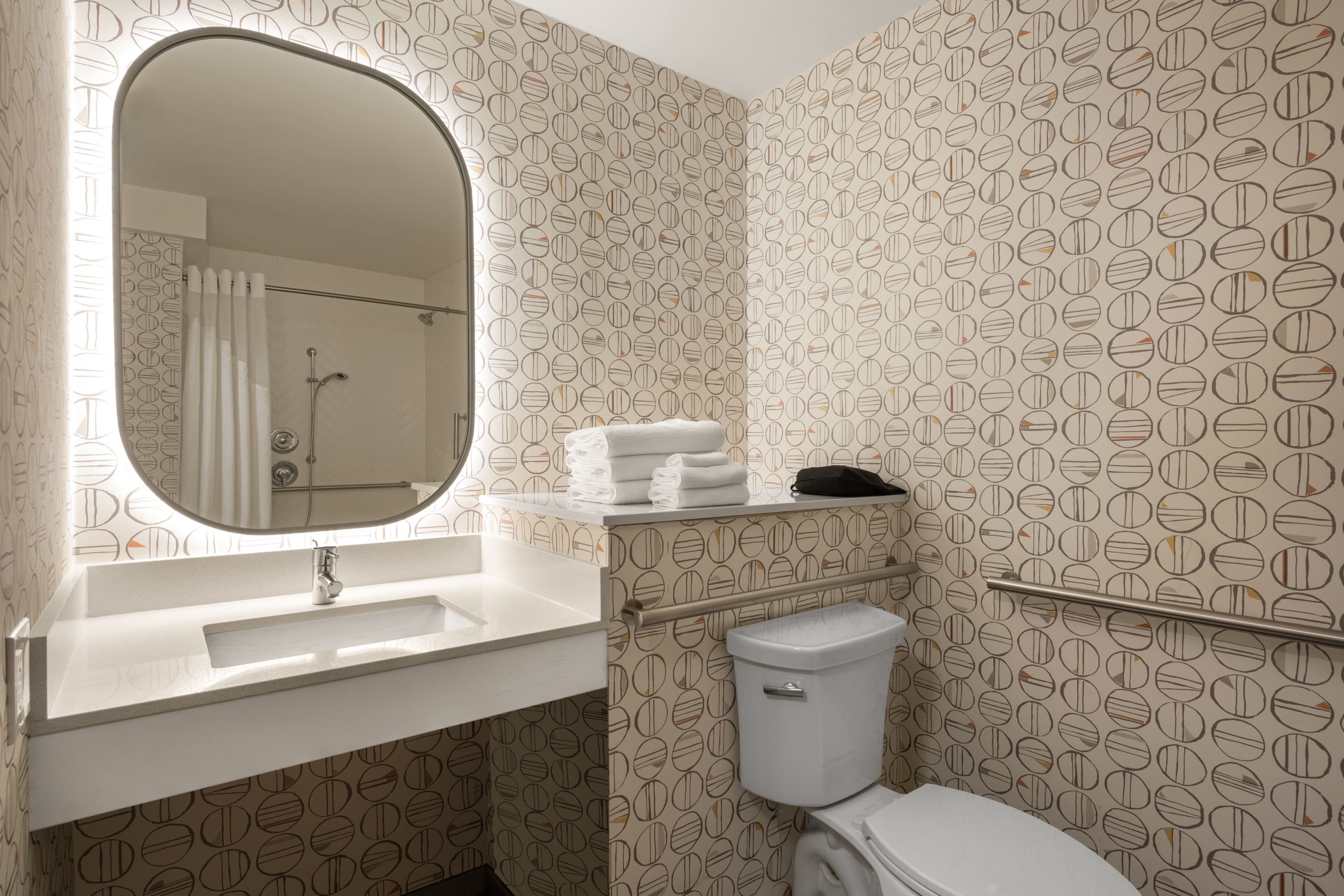 Holiday Inn Ontario — 11