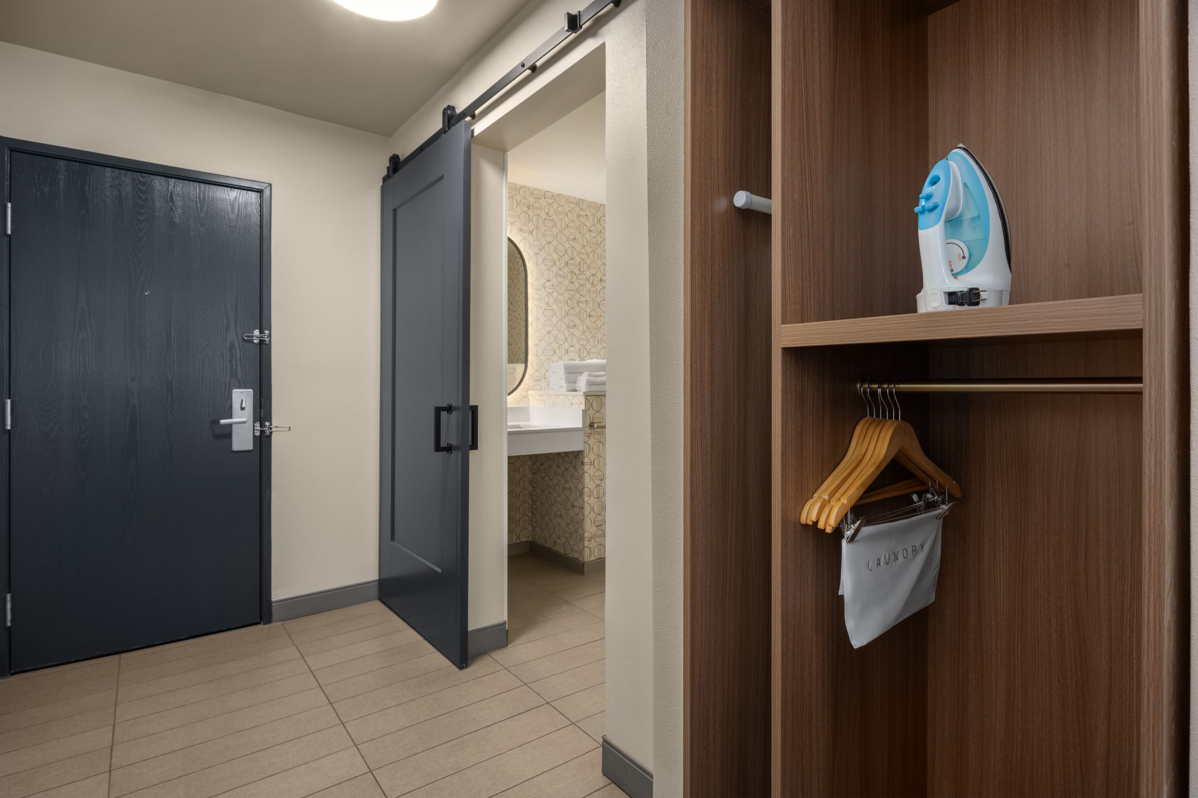 Holiday Inn Ontario — 22