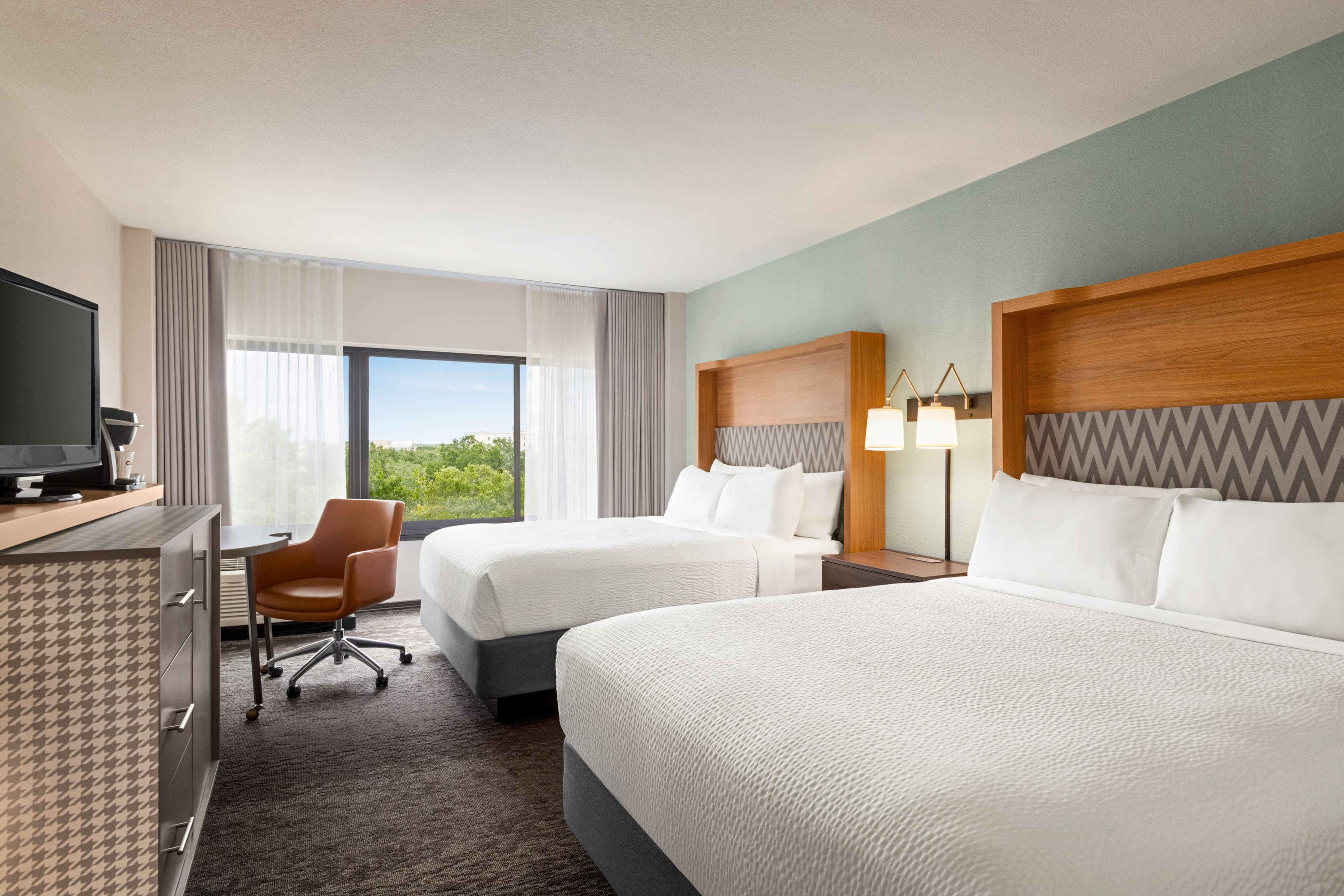 Holiday Inn Orlando-International Airport — 32