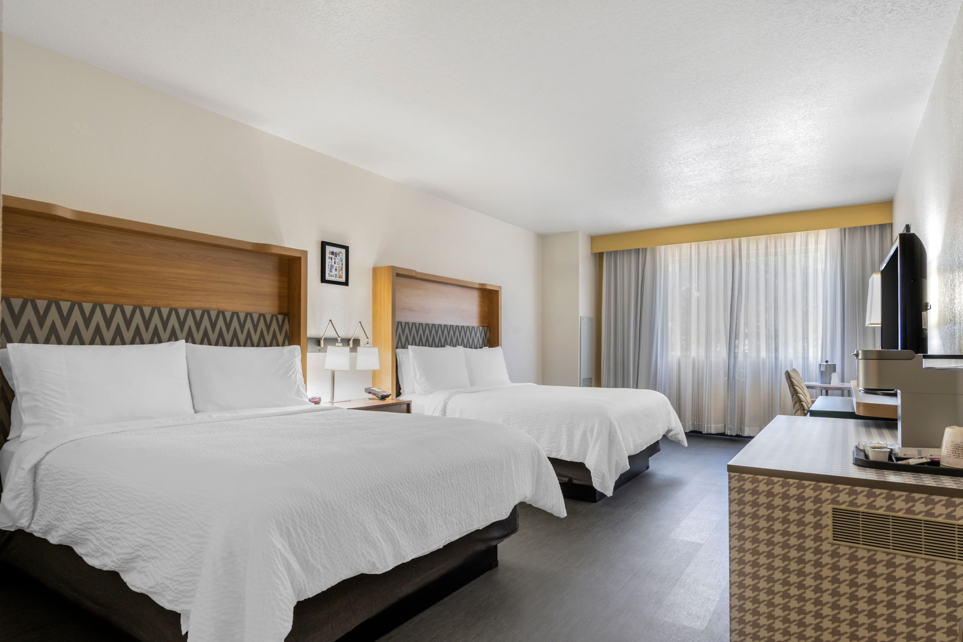 Holiday Inn Orlando International Dr-ICON — 7