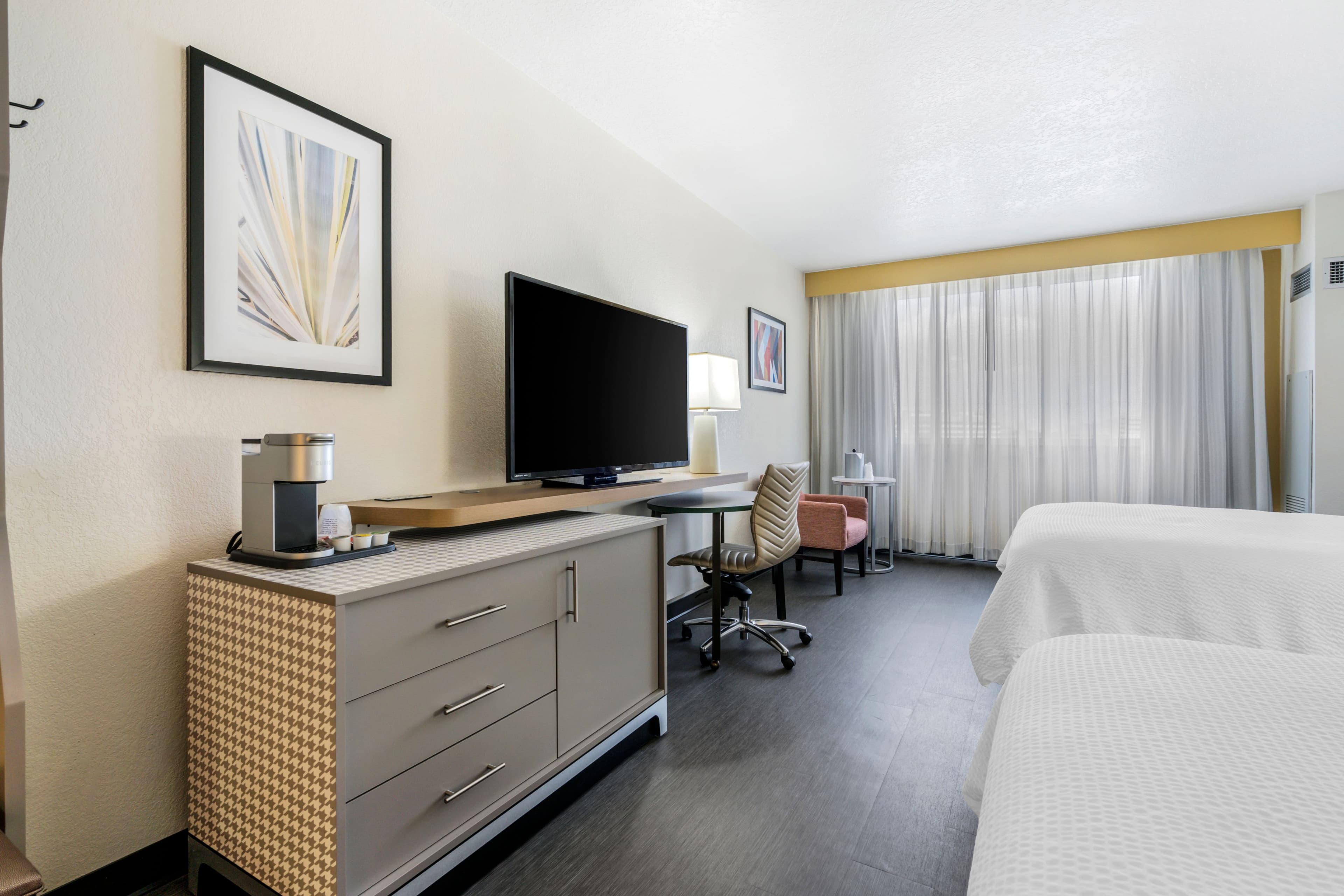 Holiday Inn Orlando International Dr-ICON - Image 5