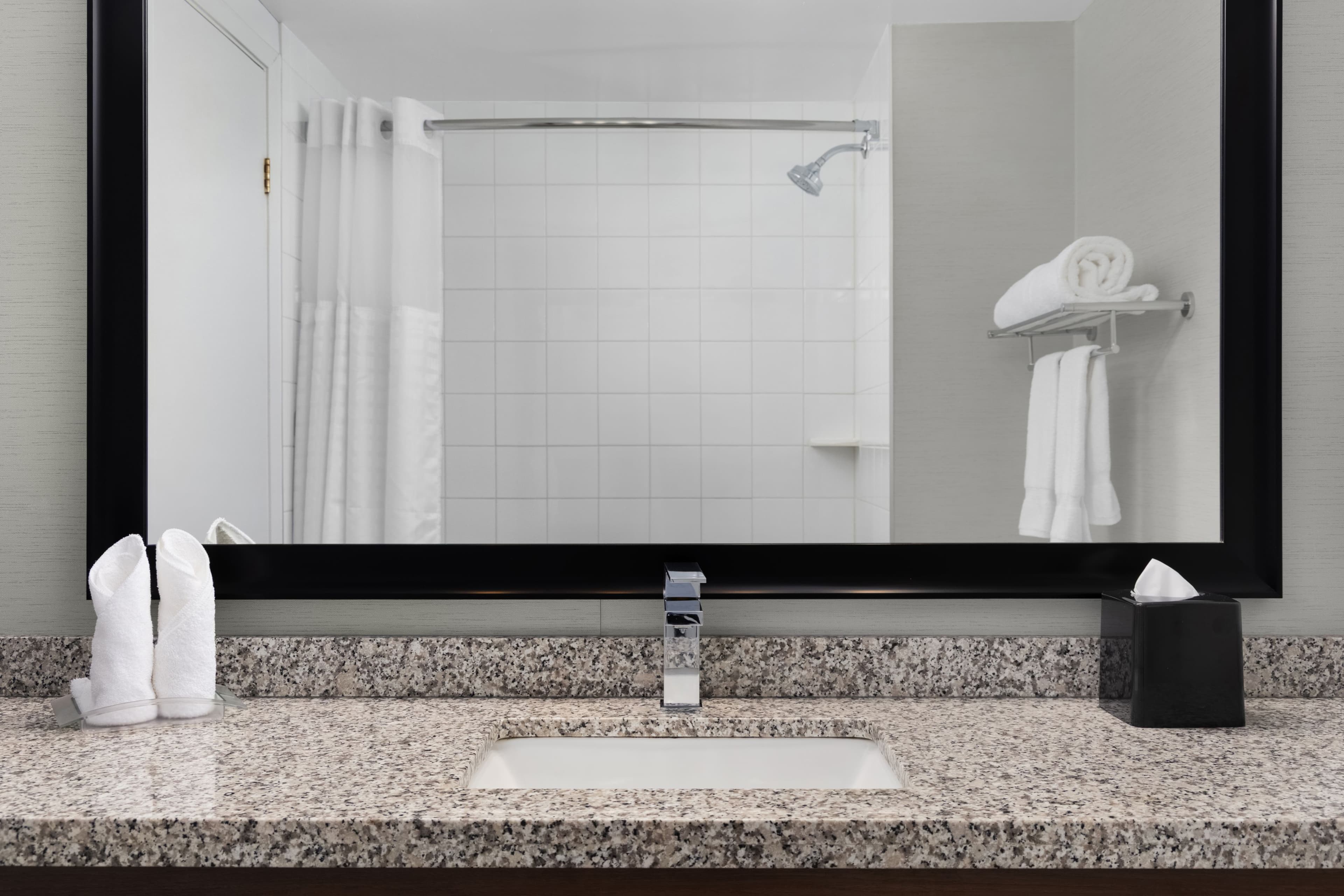 Standard Room - Image 5