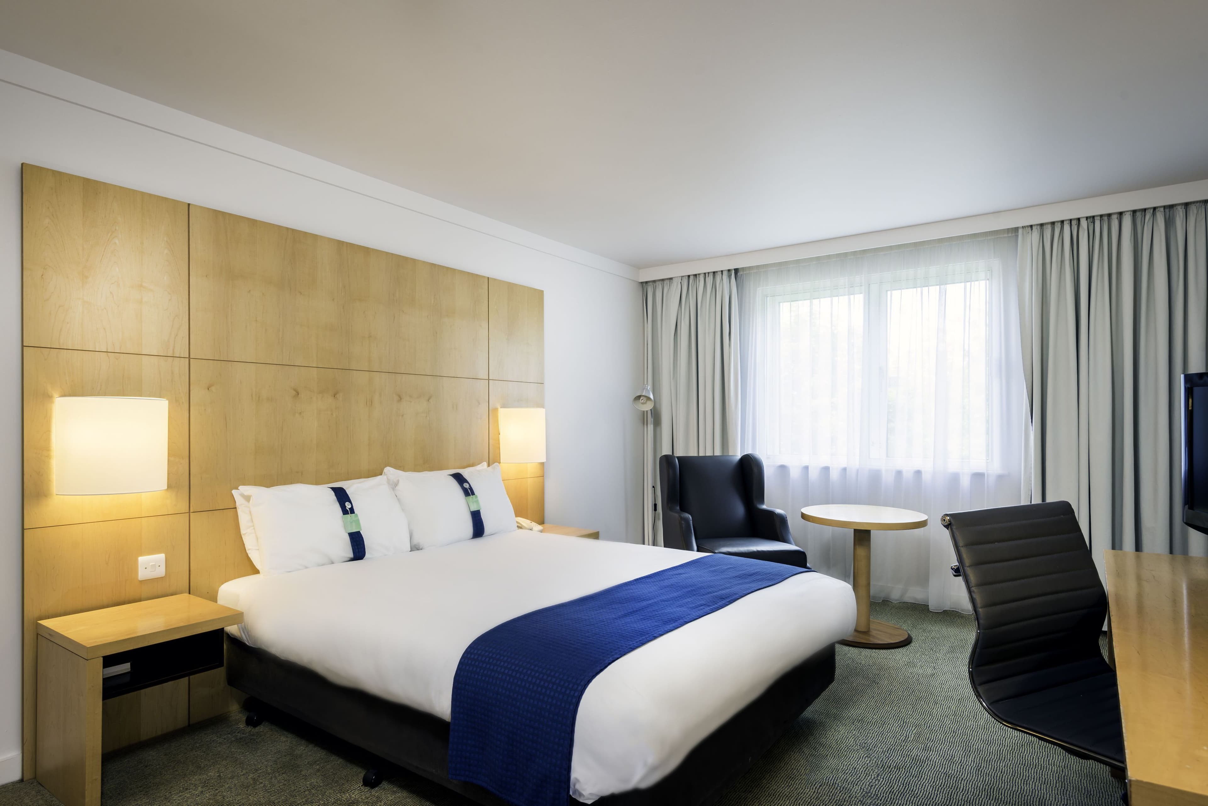 Holiday Inn Oxford - Image 3
