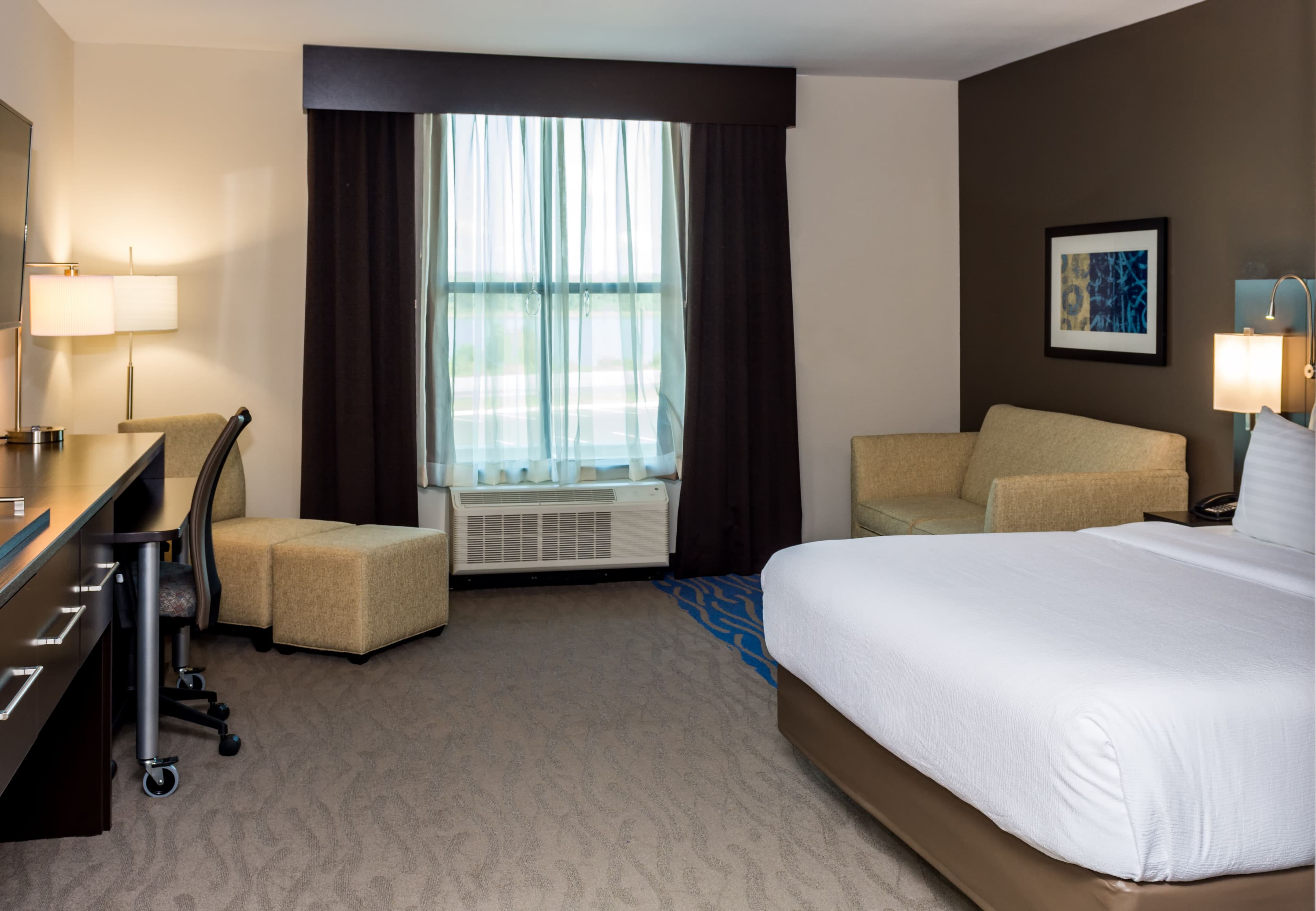 Holiday Inn Paducah Riverfront - Image 2