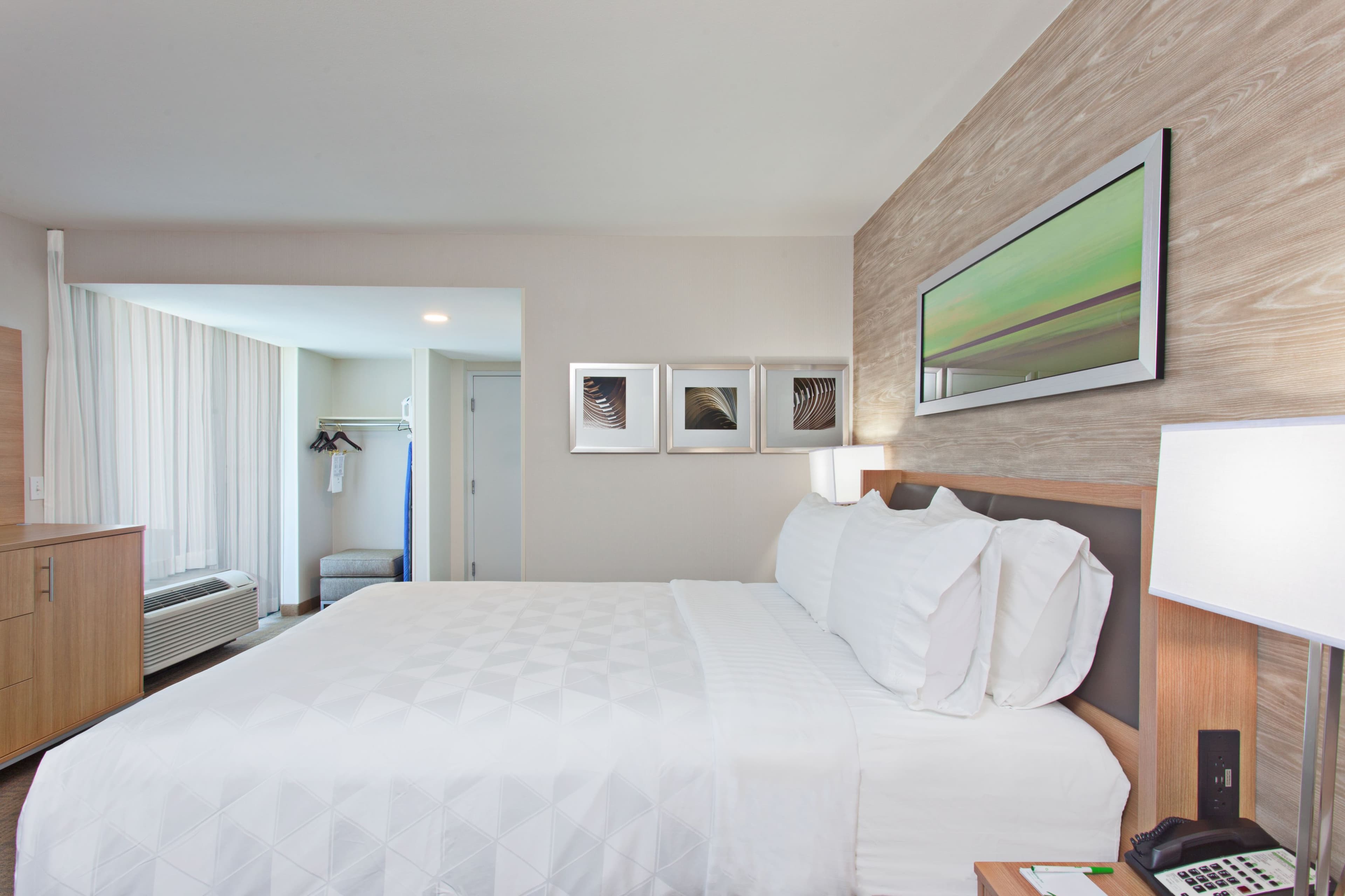 Holiday Inn Palmdale-Lancaster — 10