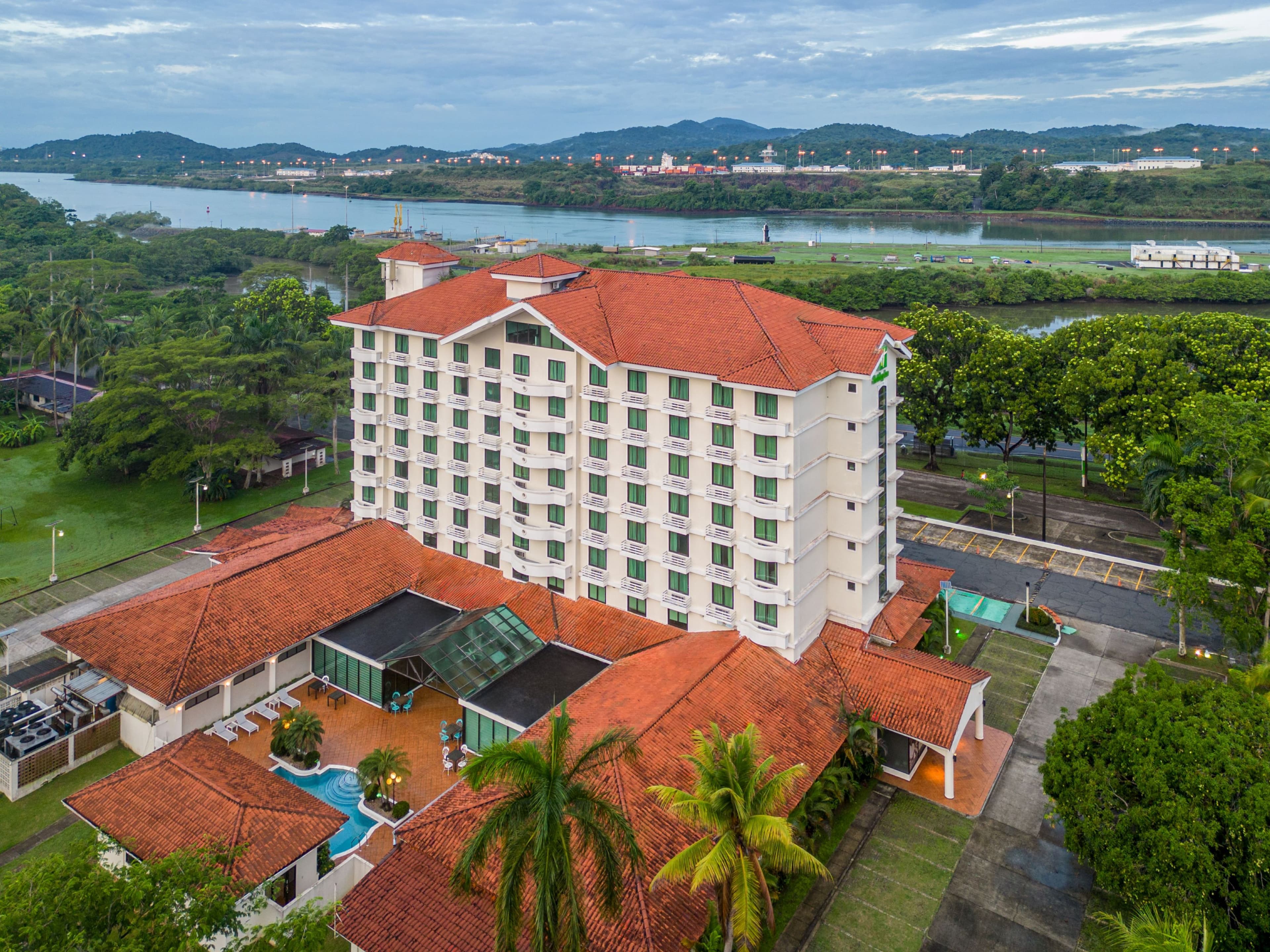 Holiday Inn Panama Canal - Image 1