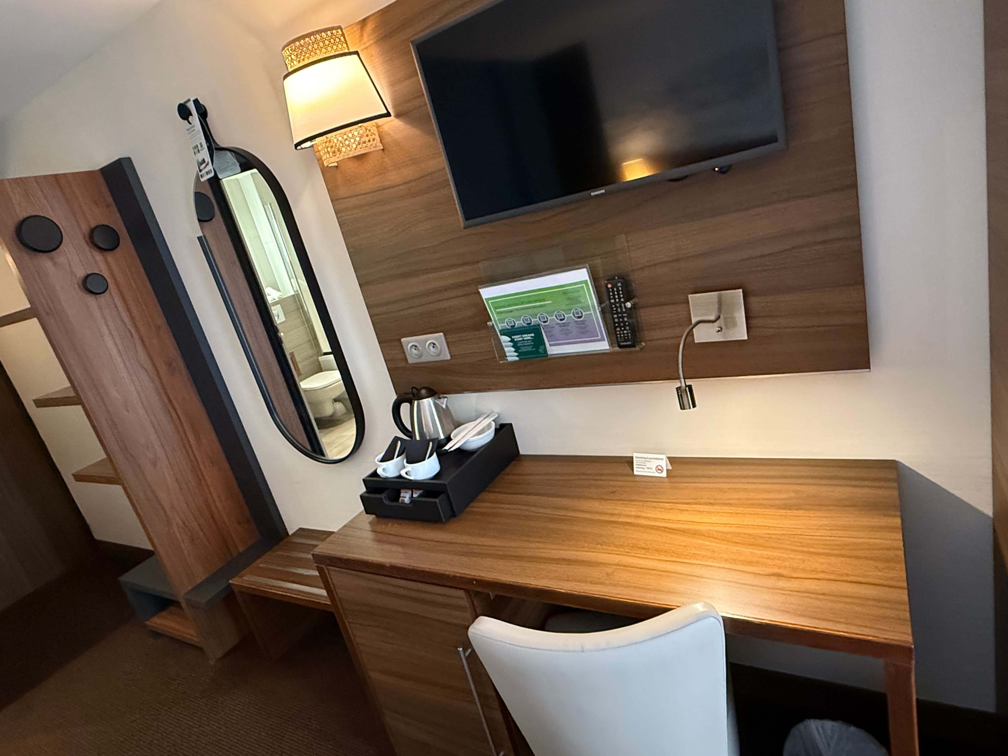 Holiday Inn Paris - Montmartre - Image 3
