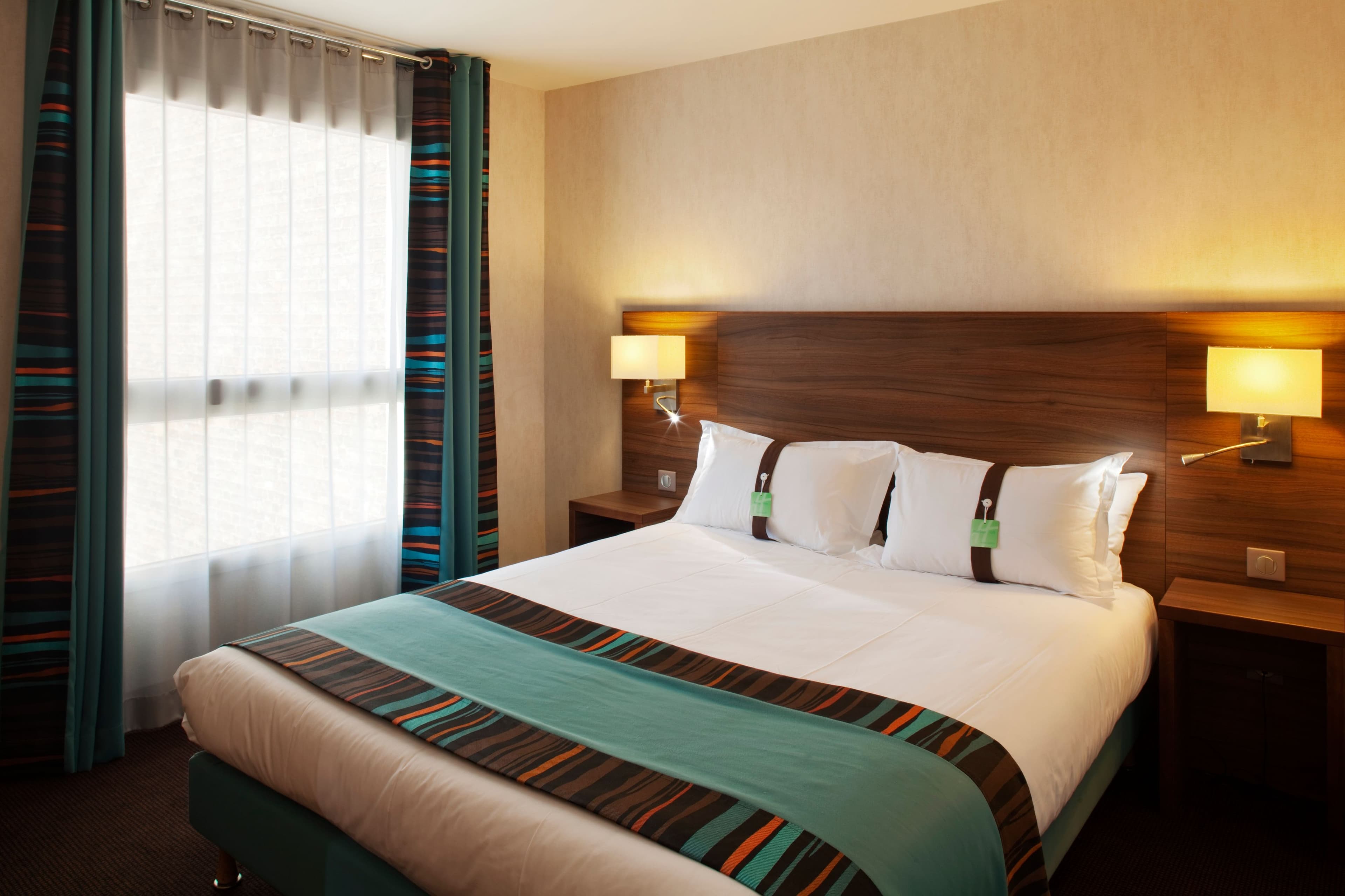 Holiday Inn Paris - Montmartre — 7