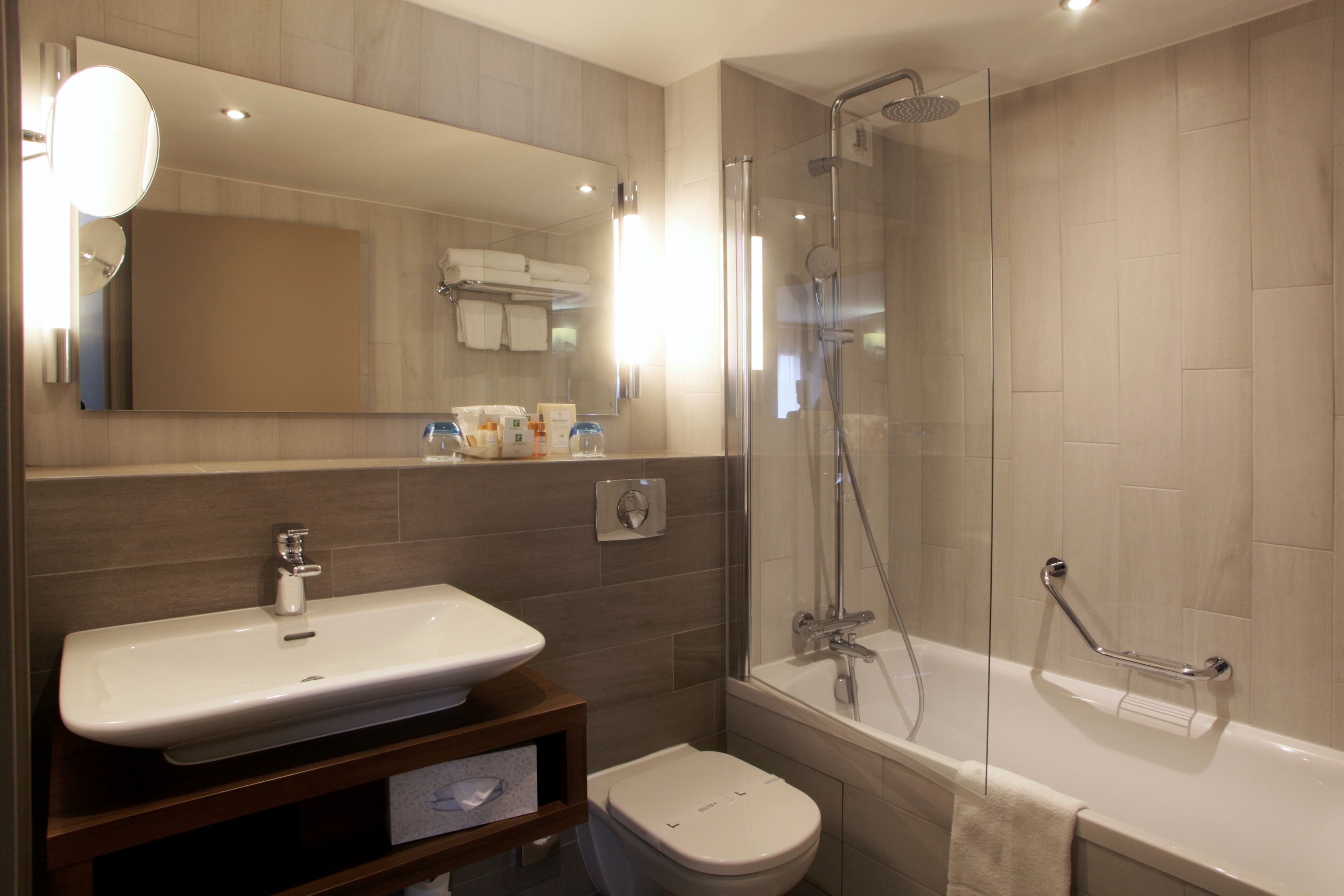 Holiday Inn Paris - Montmartre — 9