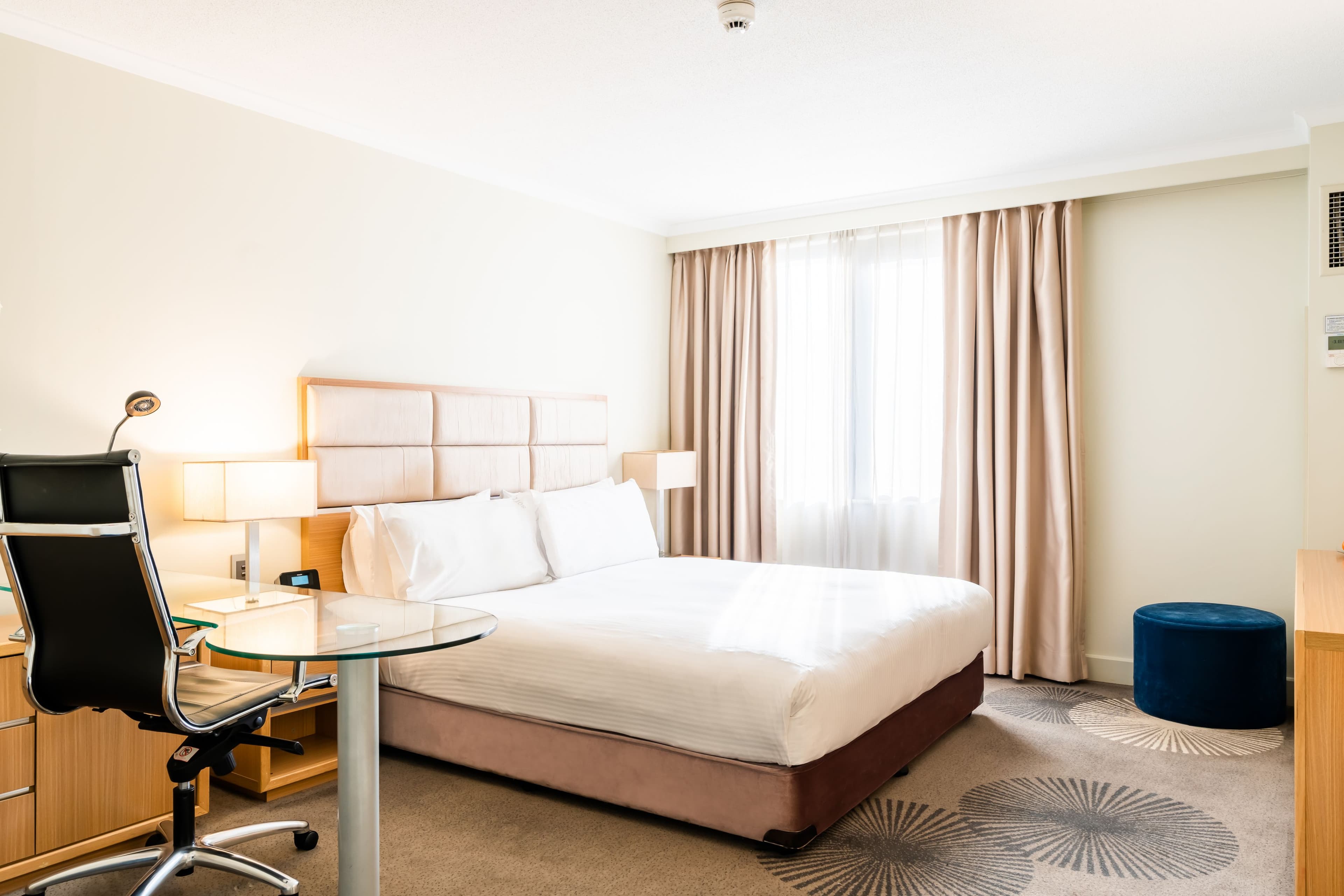 Holiday Inn Parramatta - Image 3