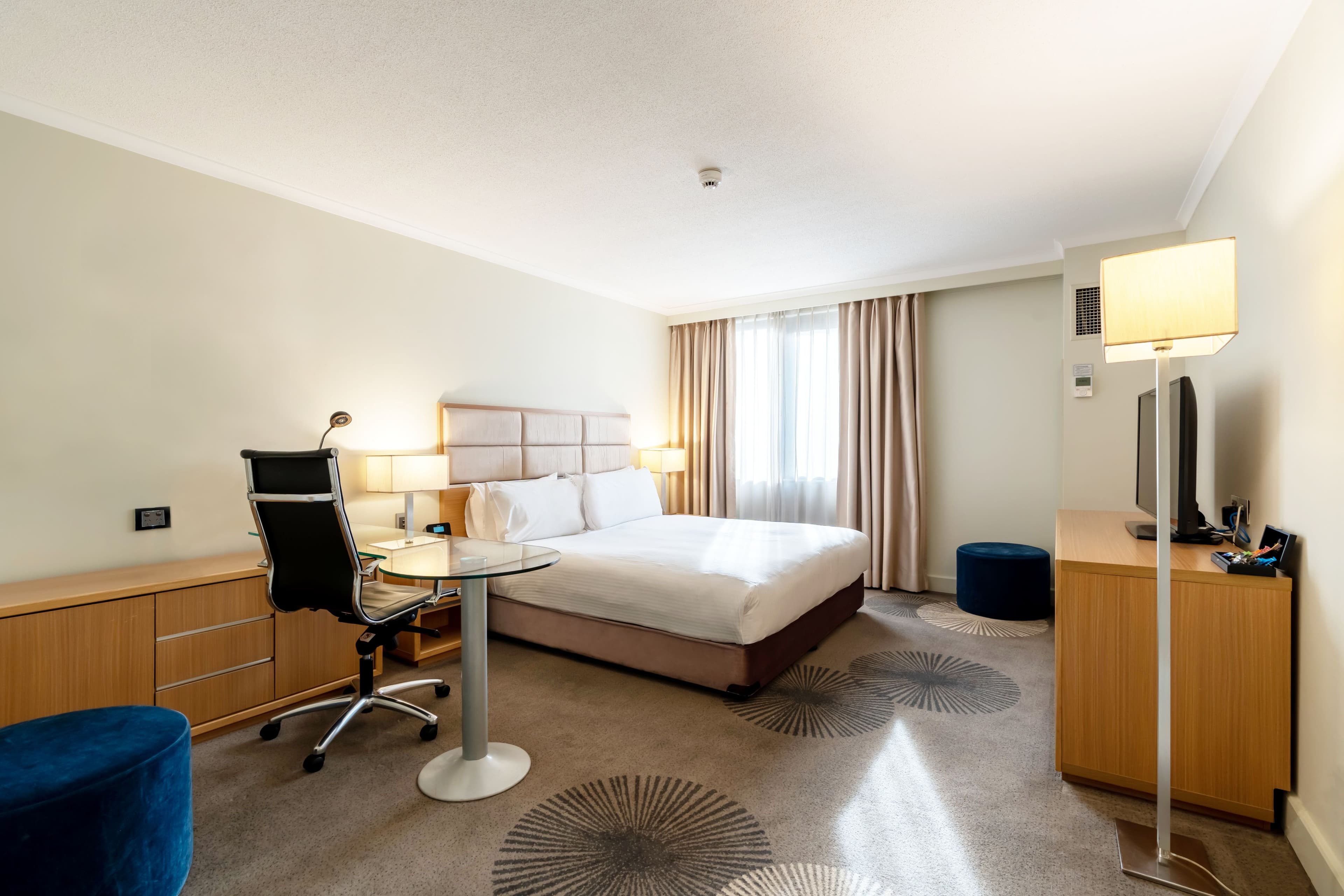 1 King Bed Premium  - Image 1