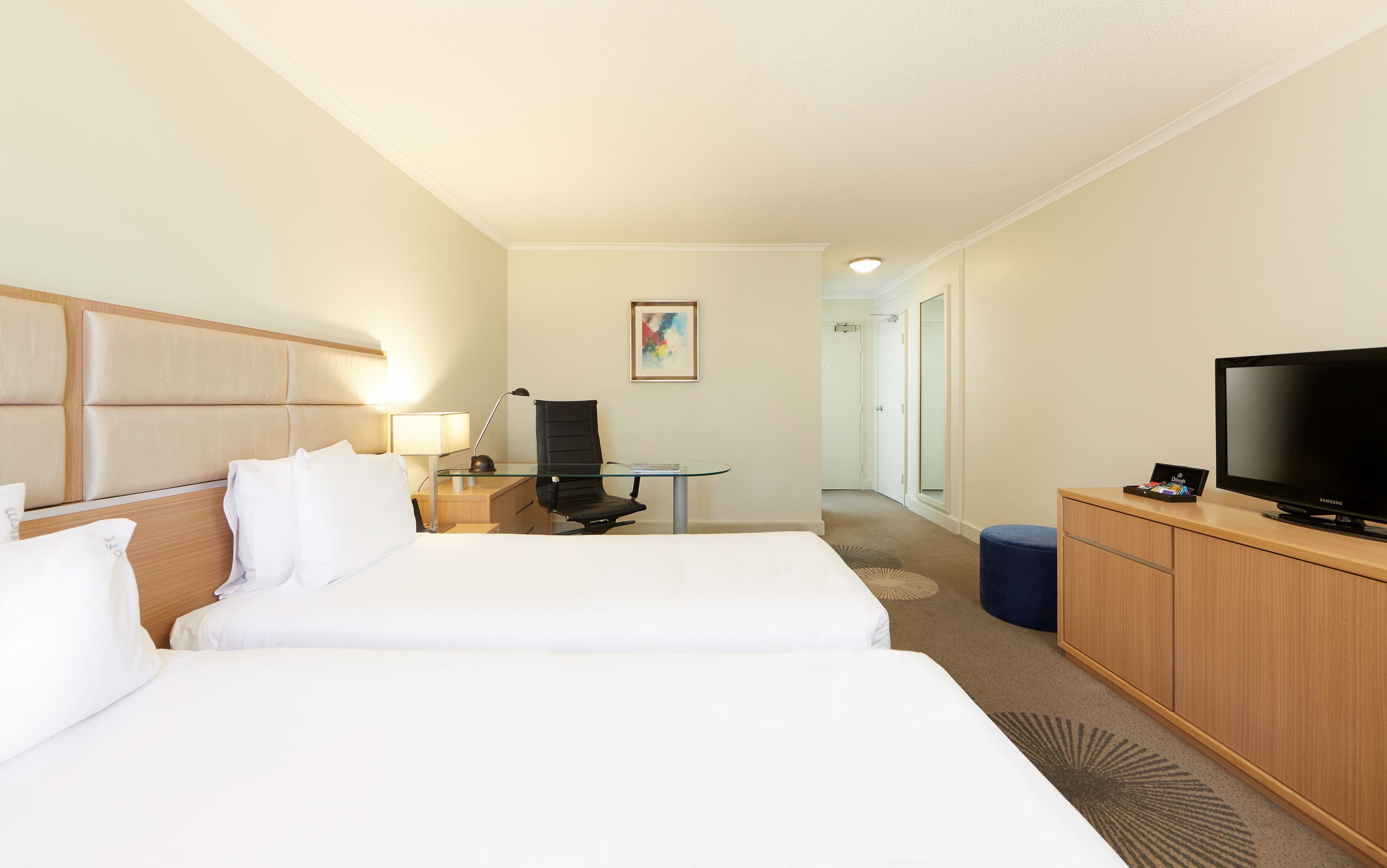 Holiday Inn Parramatta - Image 2
