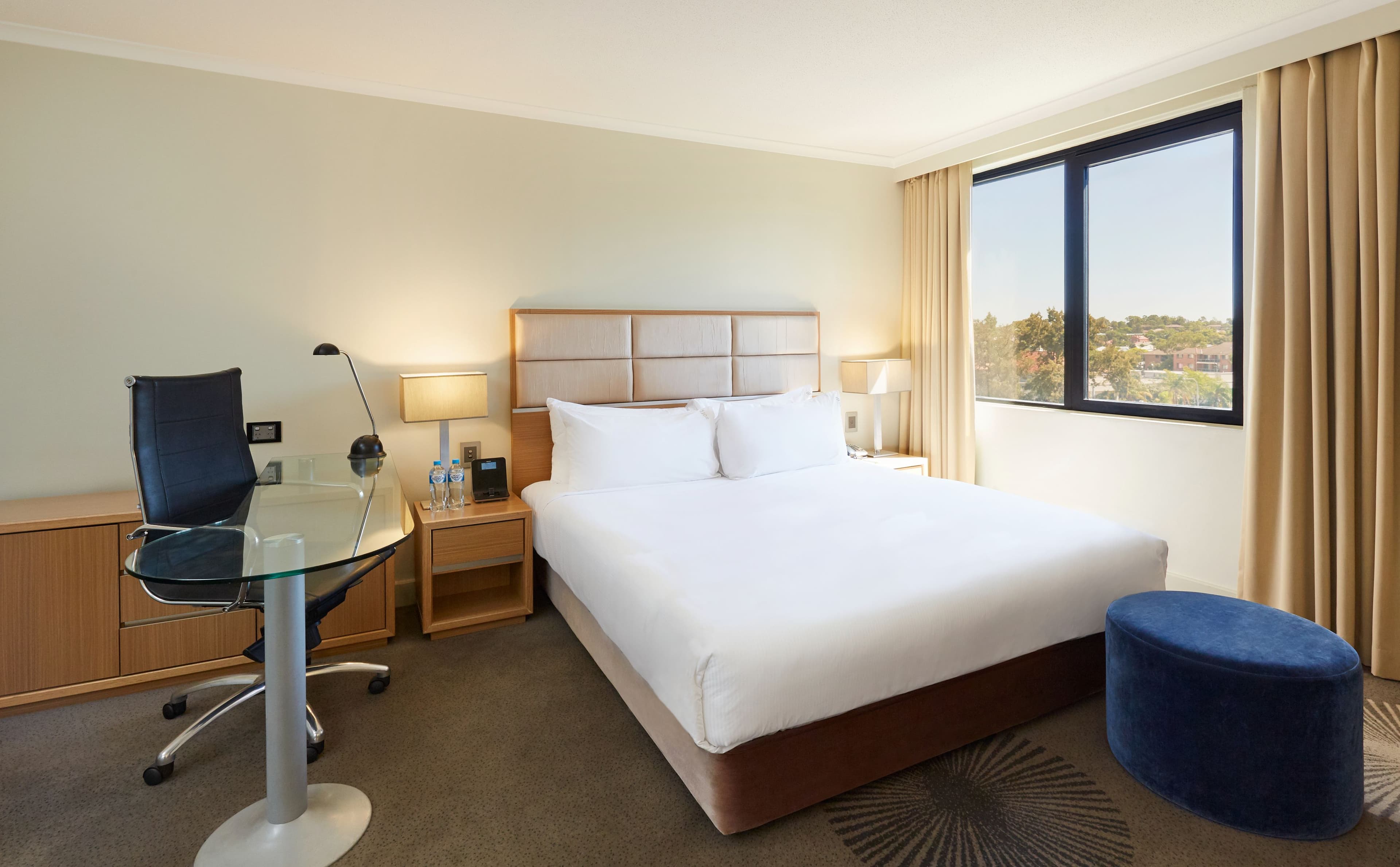 Holiday Inn Parramatta - Image 4