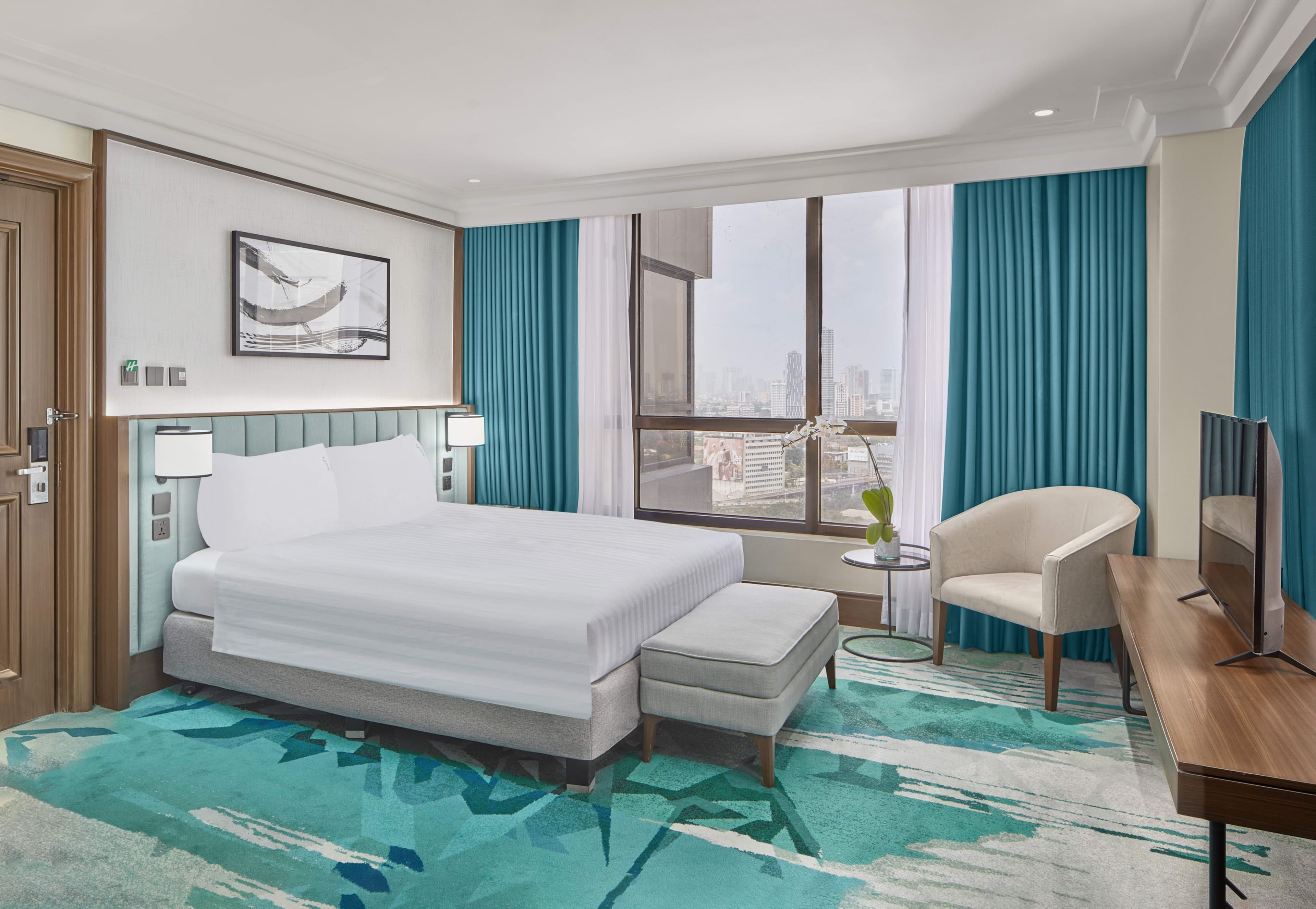 Holiday Inn & Suites Manila Galleria - Image 3
