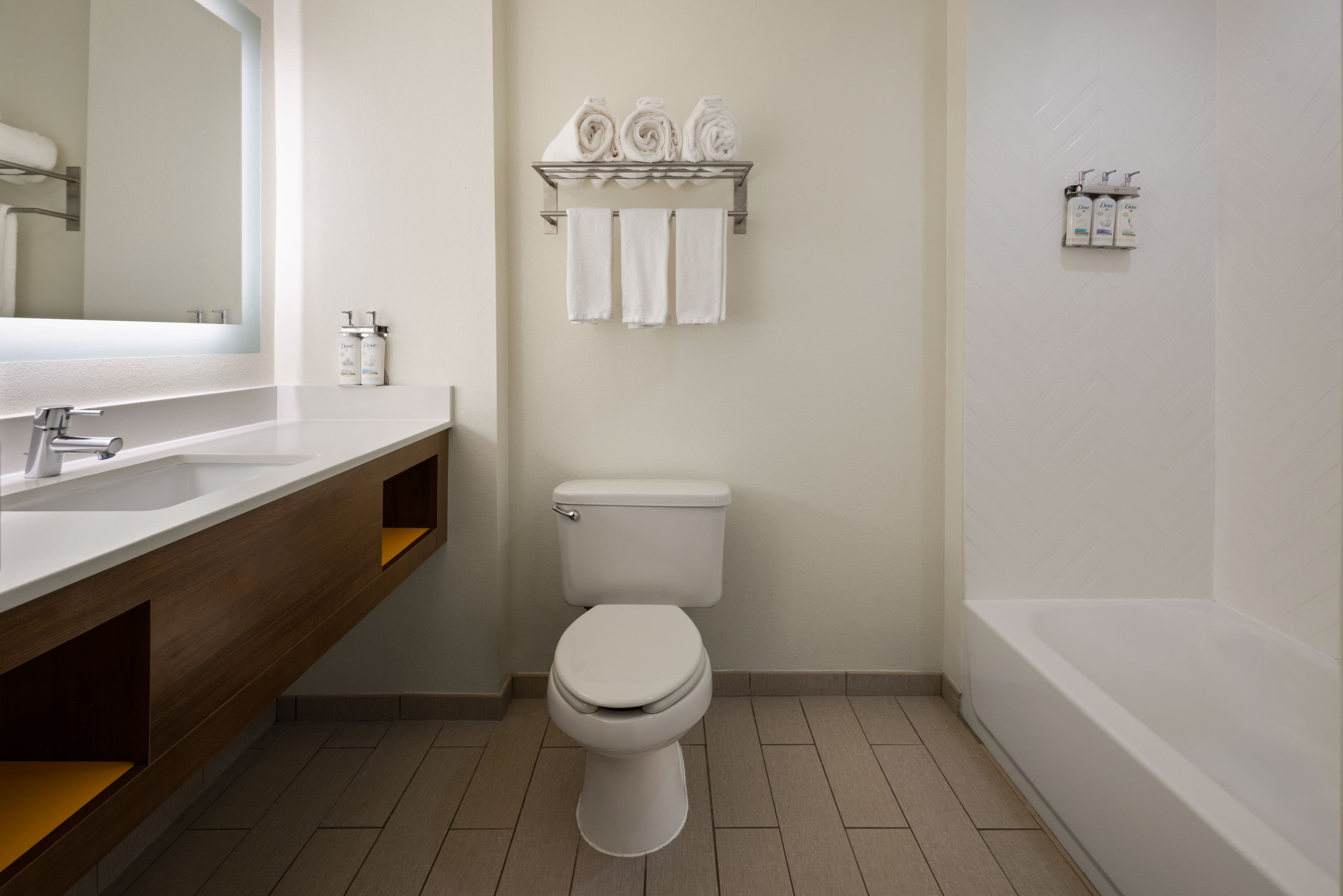 Holiday Inn Pearl - Jackson Area — 10