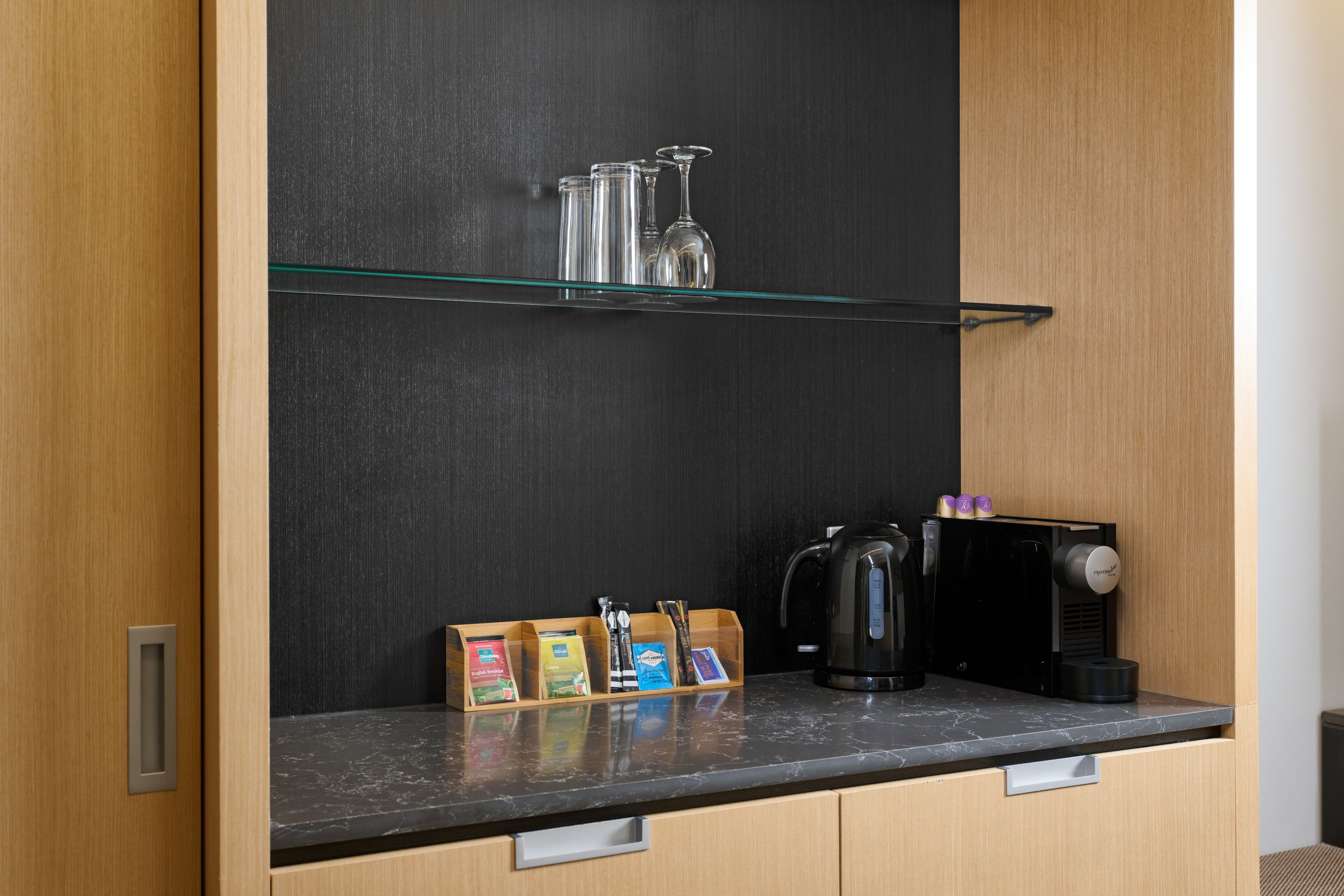 Holiday Inn Perth City Centre - Image 3