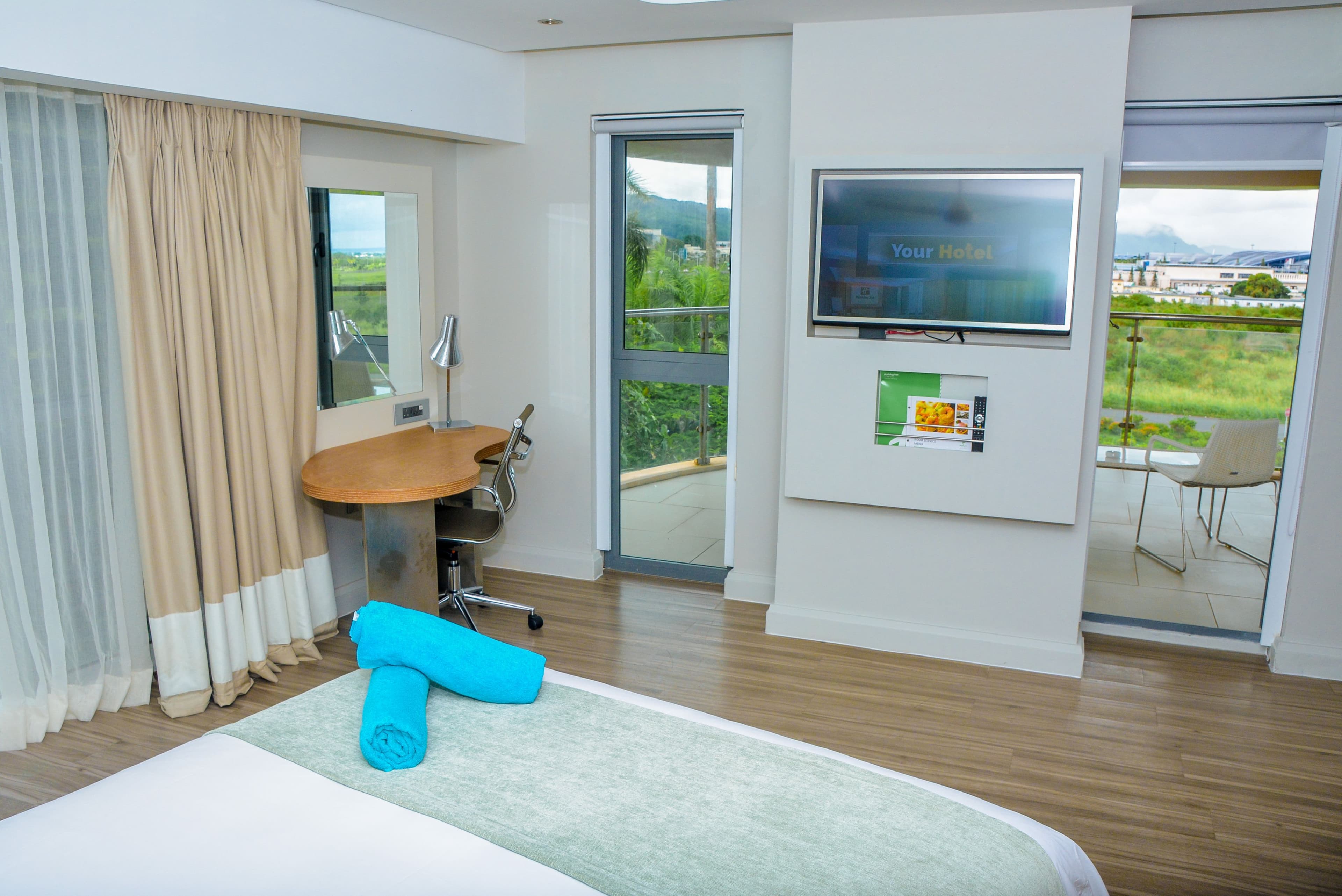 Holiday Inn Mauritius Mon Tresor — 12