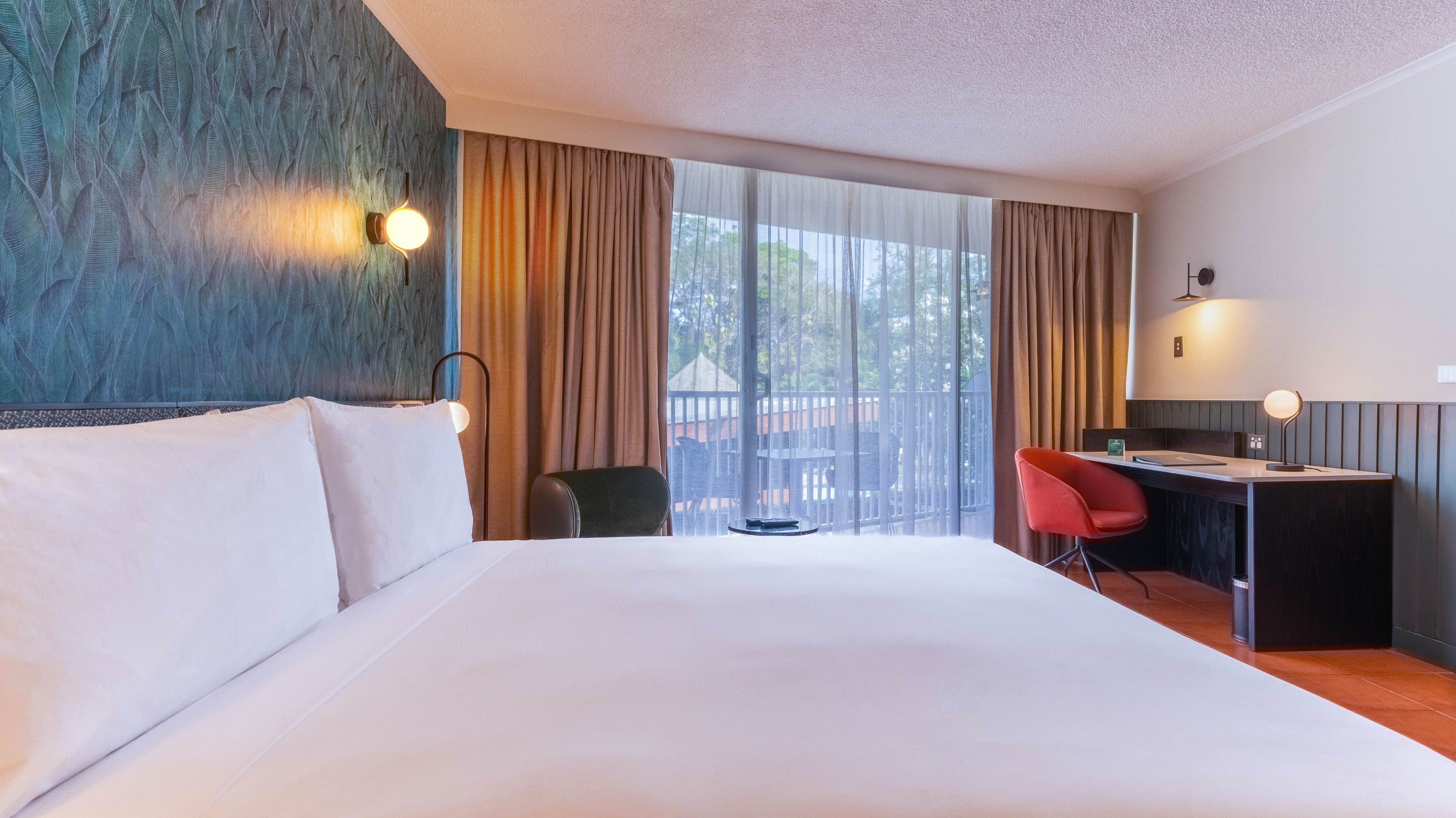 Holiday Inn Port Moresby - Image 2