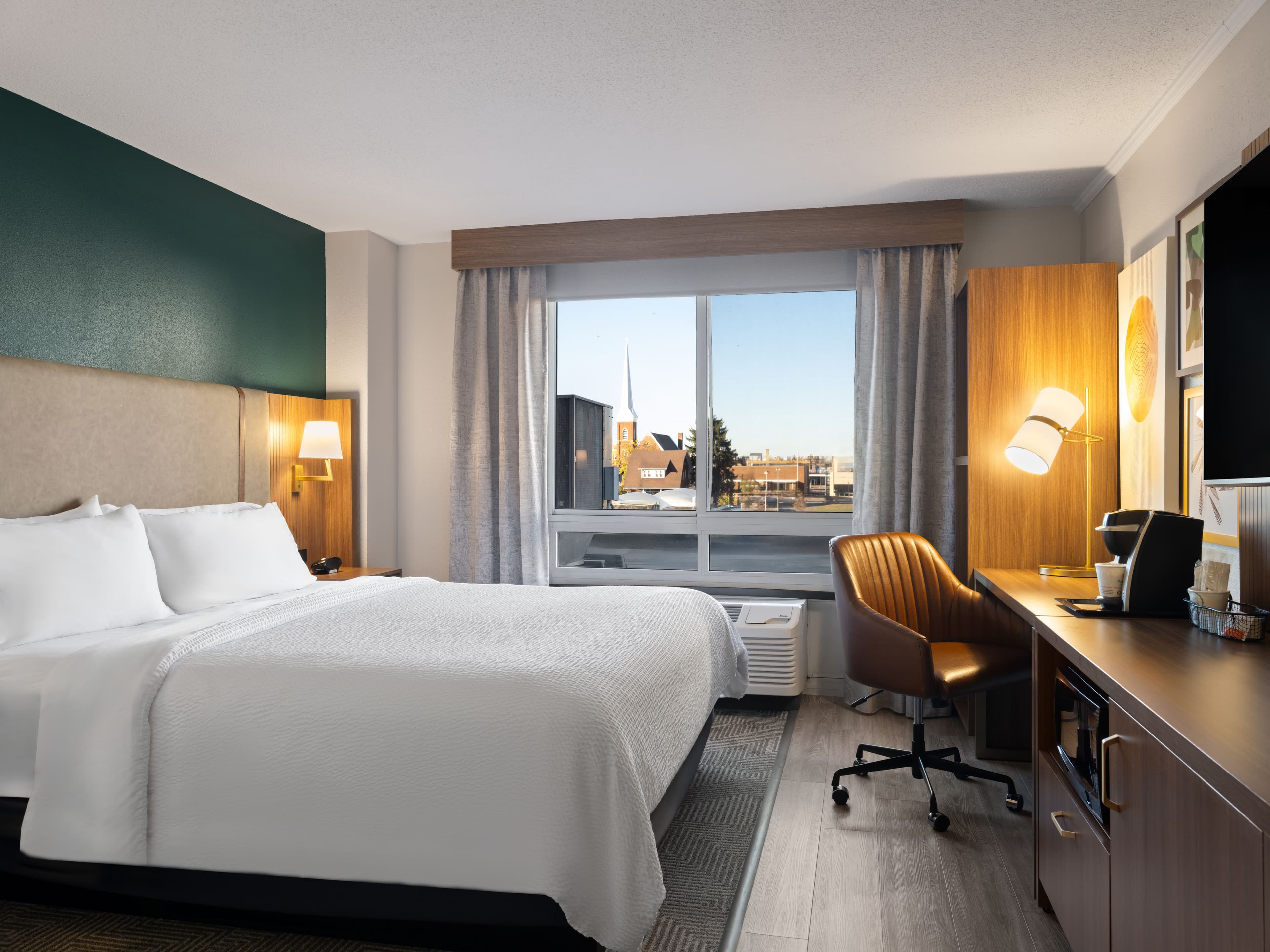 Holiday Inn Portsmouth Downtown — 5