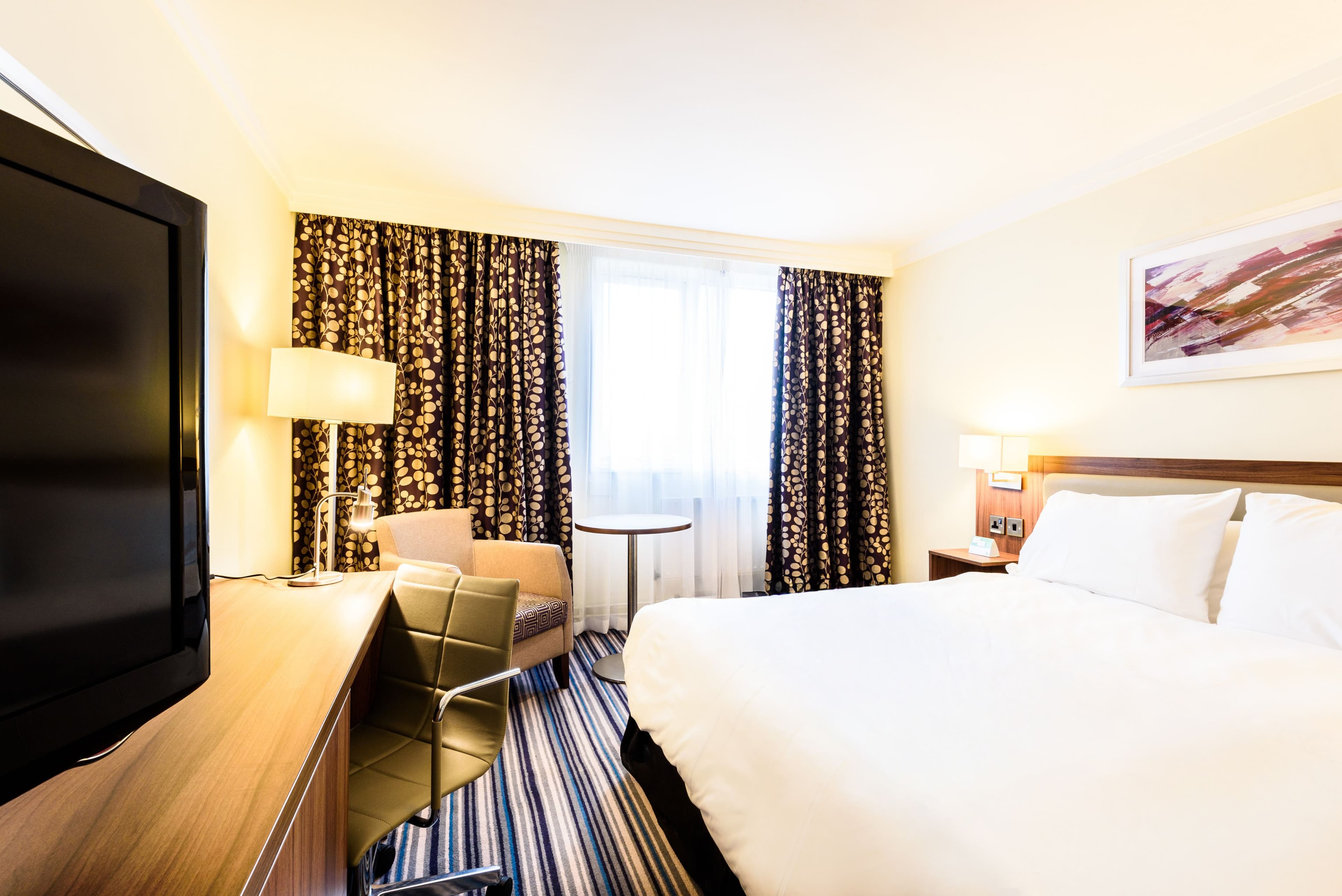Holiday Inn Portsmouth - Image 5