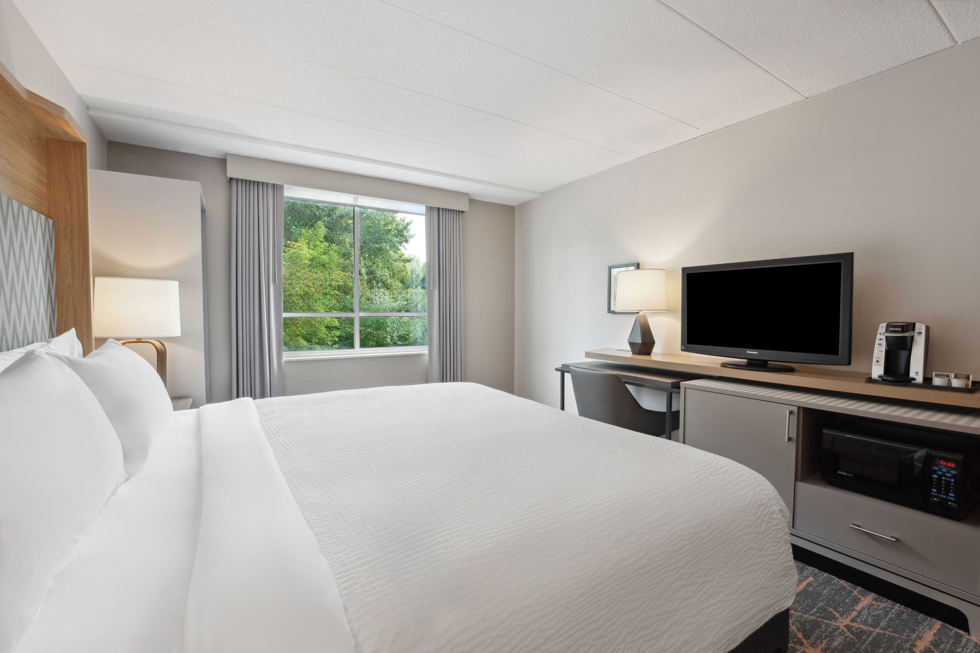 Holiday Inn Portsmouth — 10