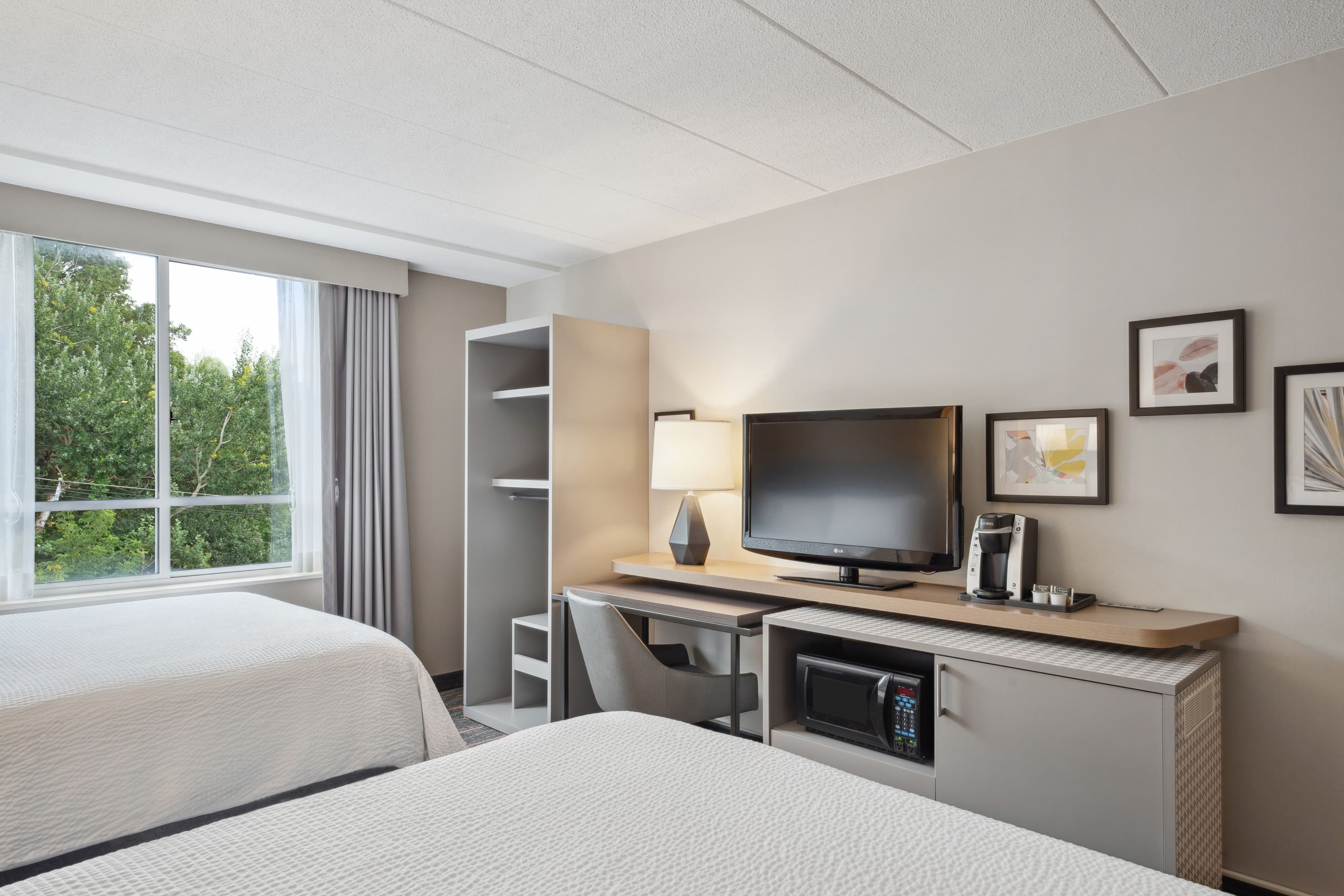 Holiday Inn Portsmouth — 40