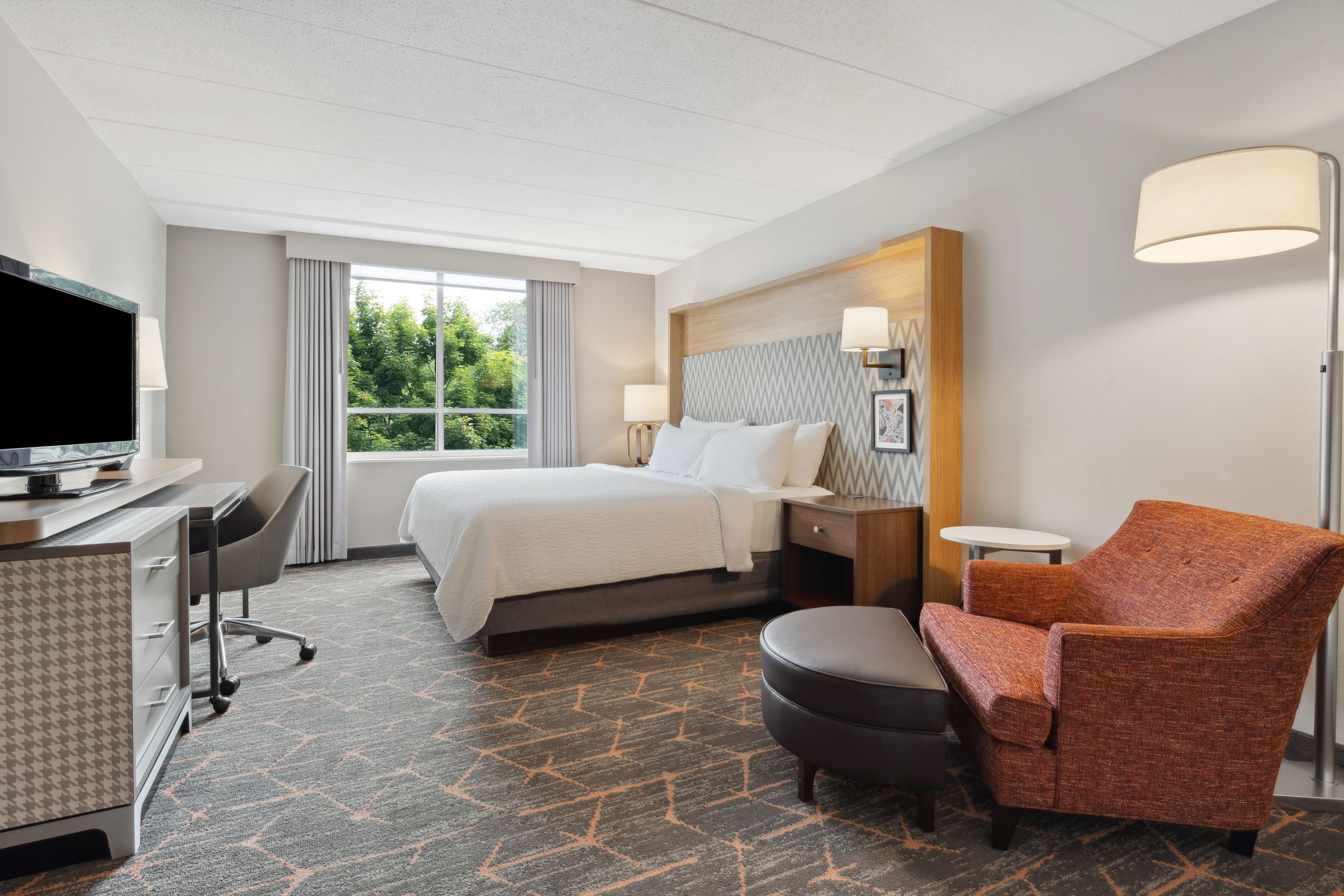 Holiday Inn Portsmouth — 13