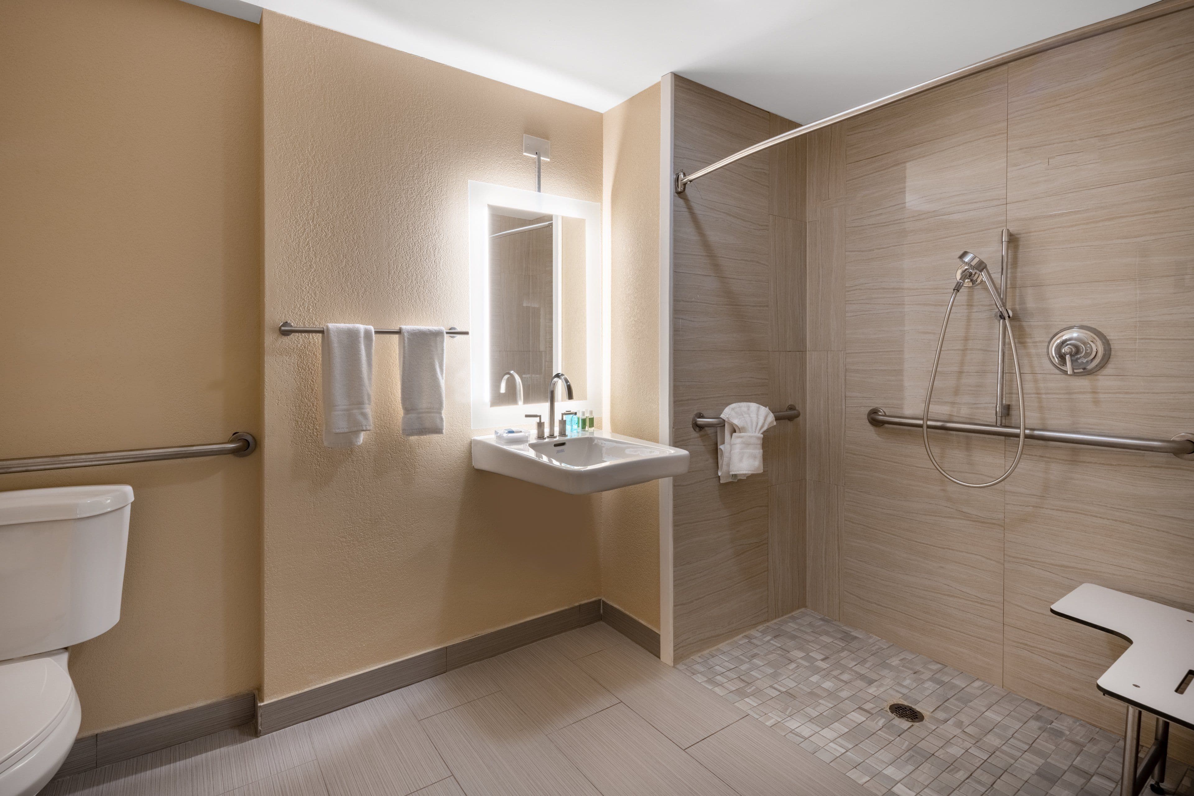 Holiday Inn Poughkeepsie — 12