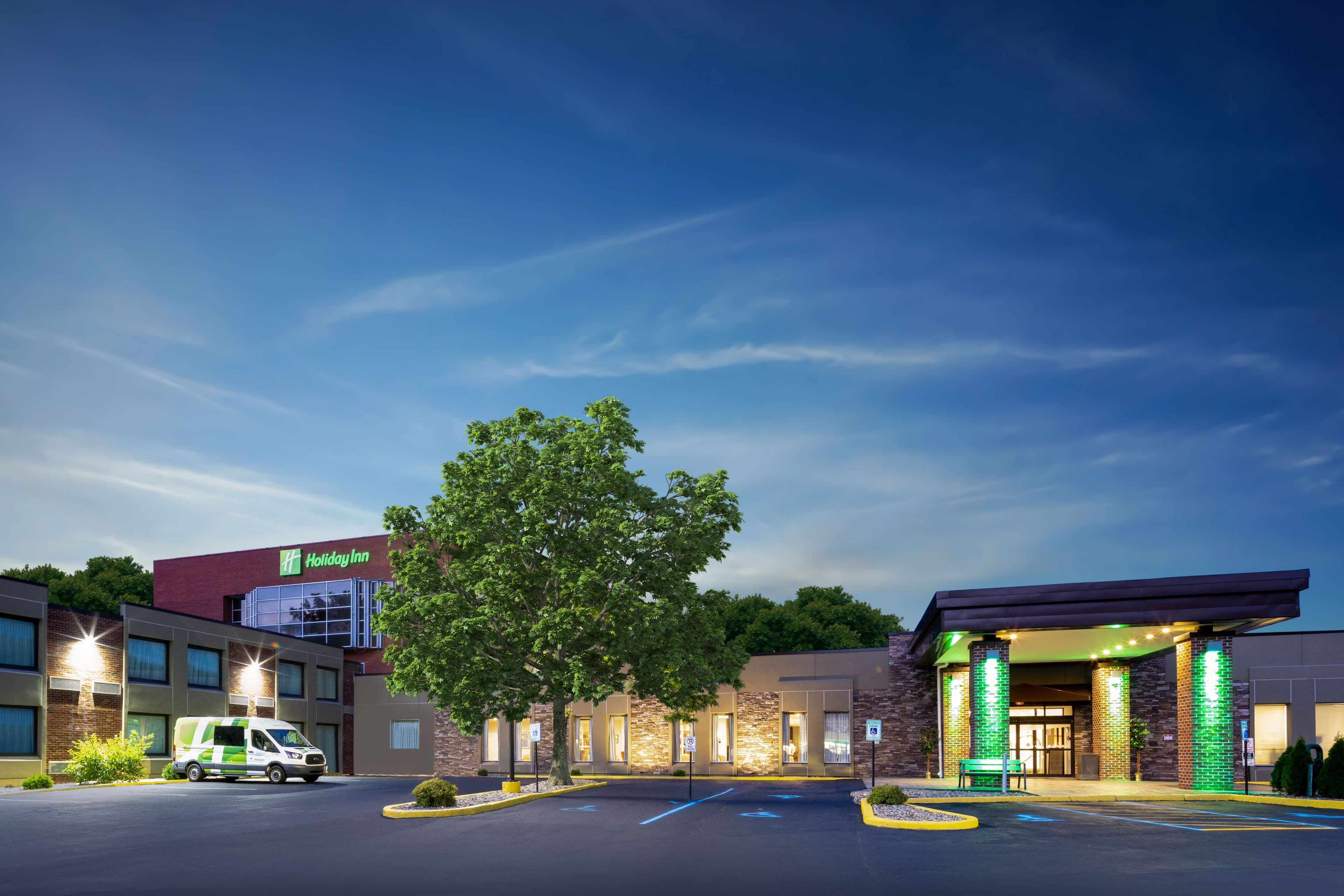 Holiday Inn Poughkeepsie - Image 1