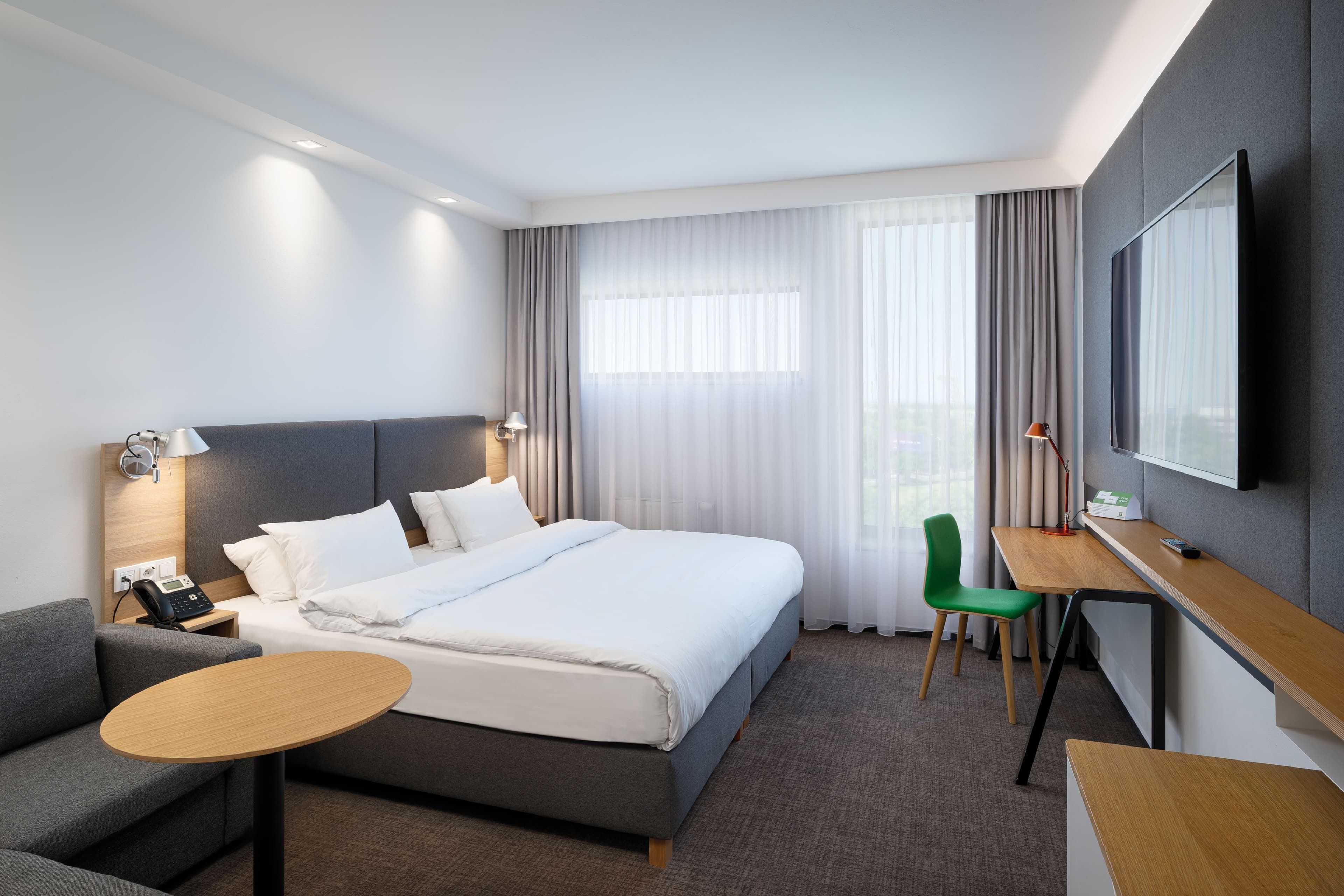 Holiday Inn Prague Airport - Image 3