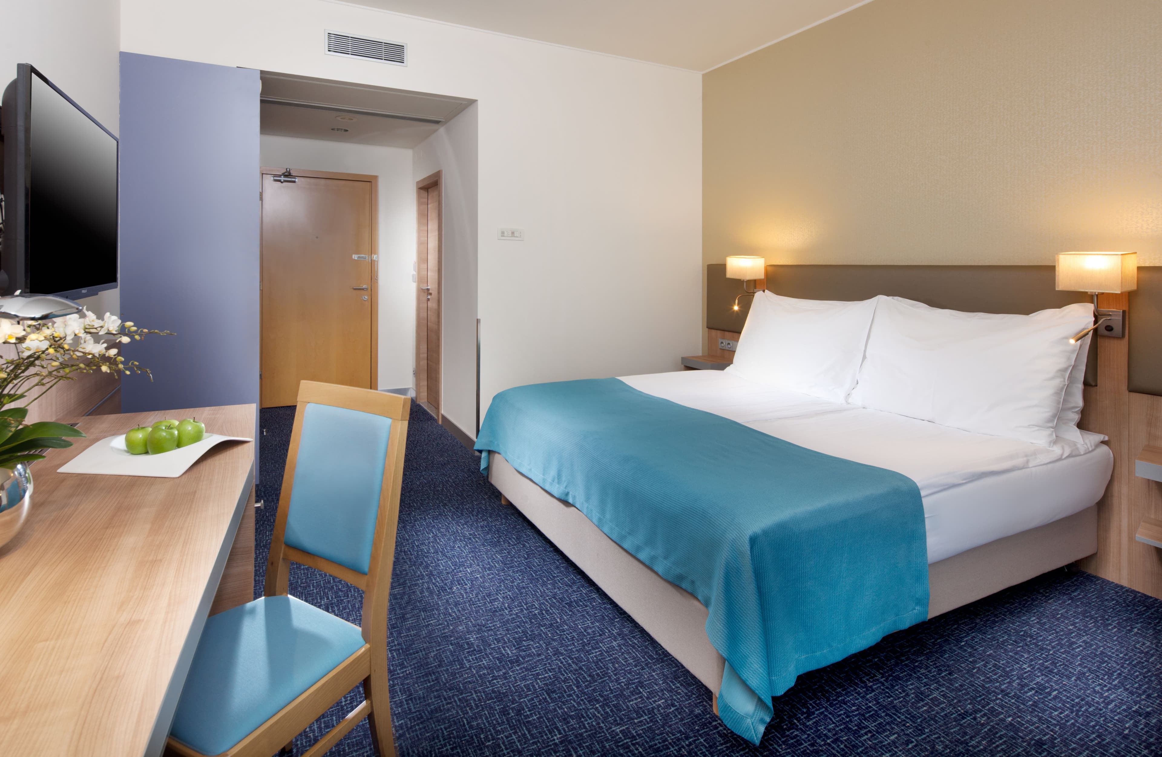 Holiday Inn Prague - Image 3