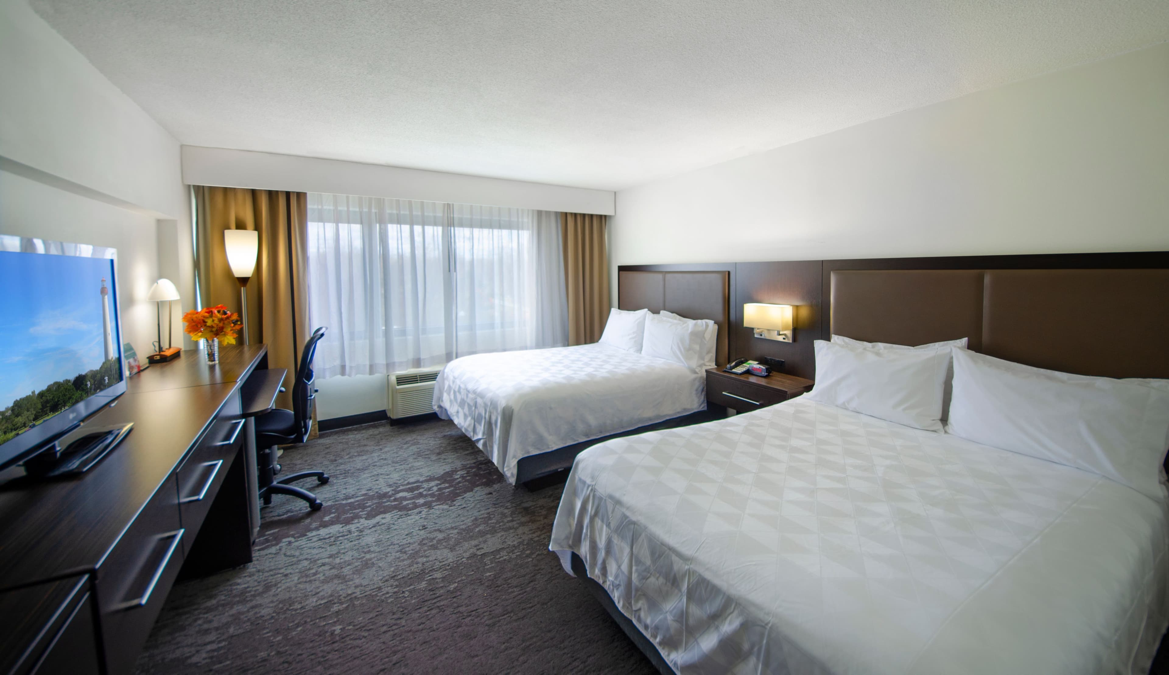 Holiday Inn Princeton - Image 2