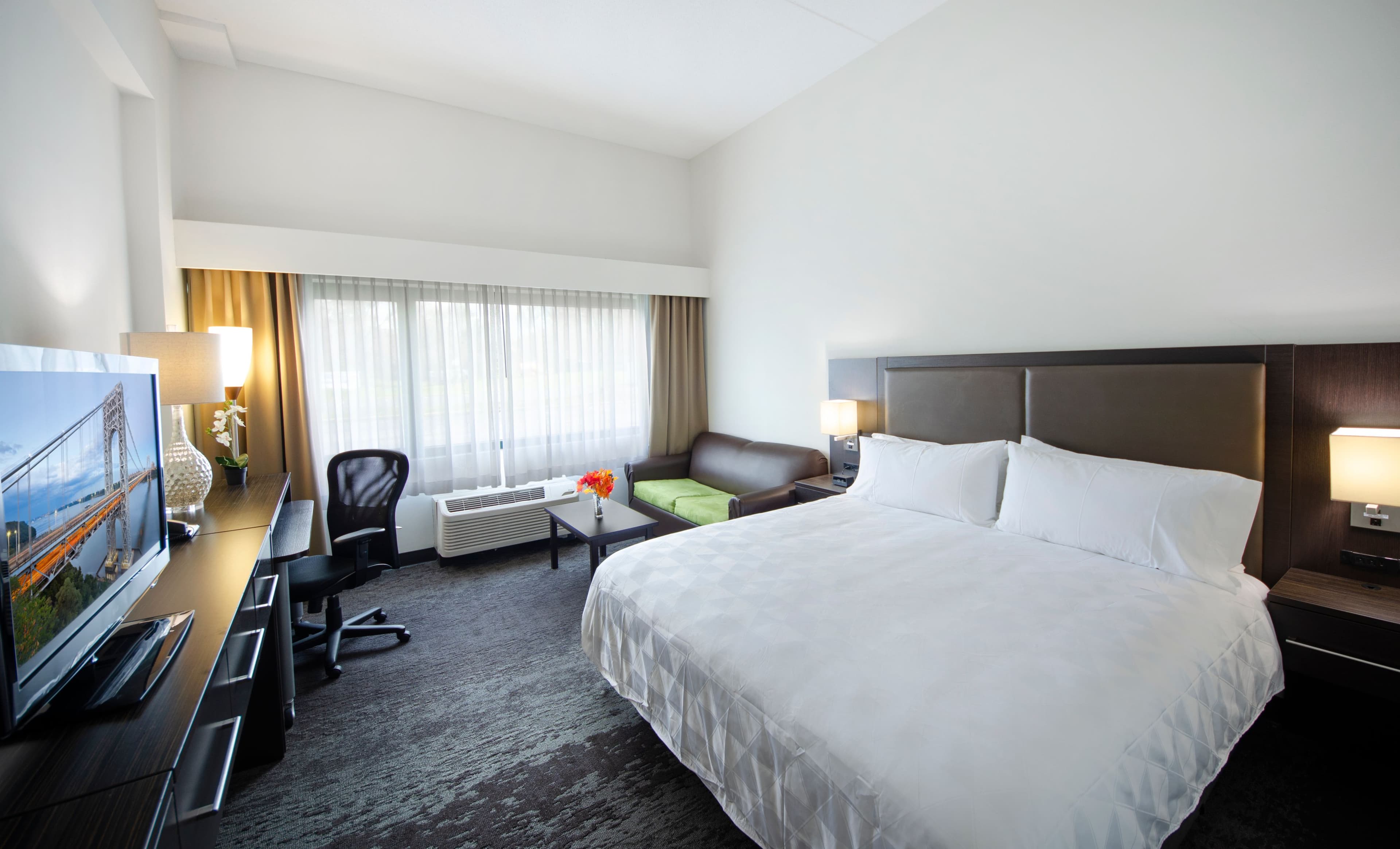 Holiday Inn Princeton — 8